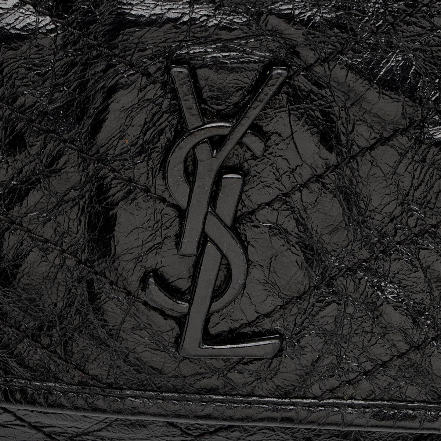 Saint Laurent Crinkled Calfskin Monogram Niki Large Shoulder Bag (SHF-0VXkR6)