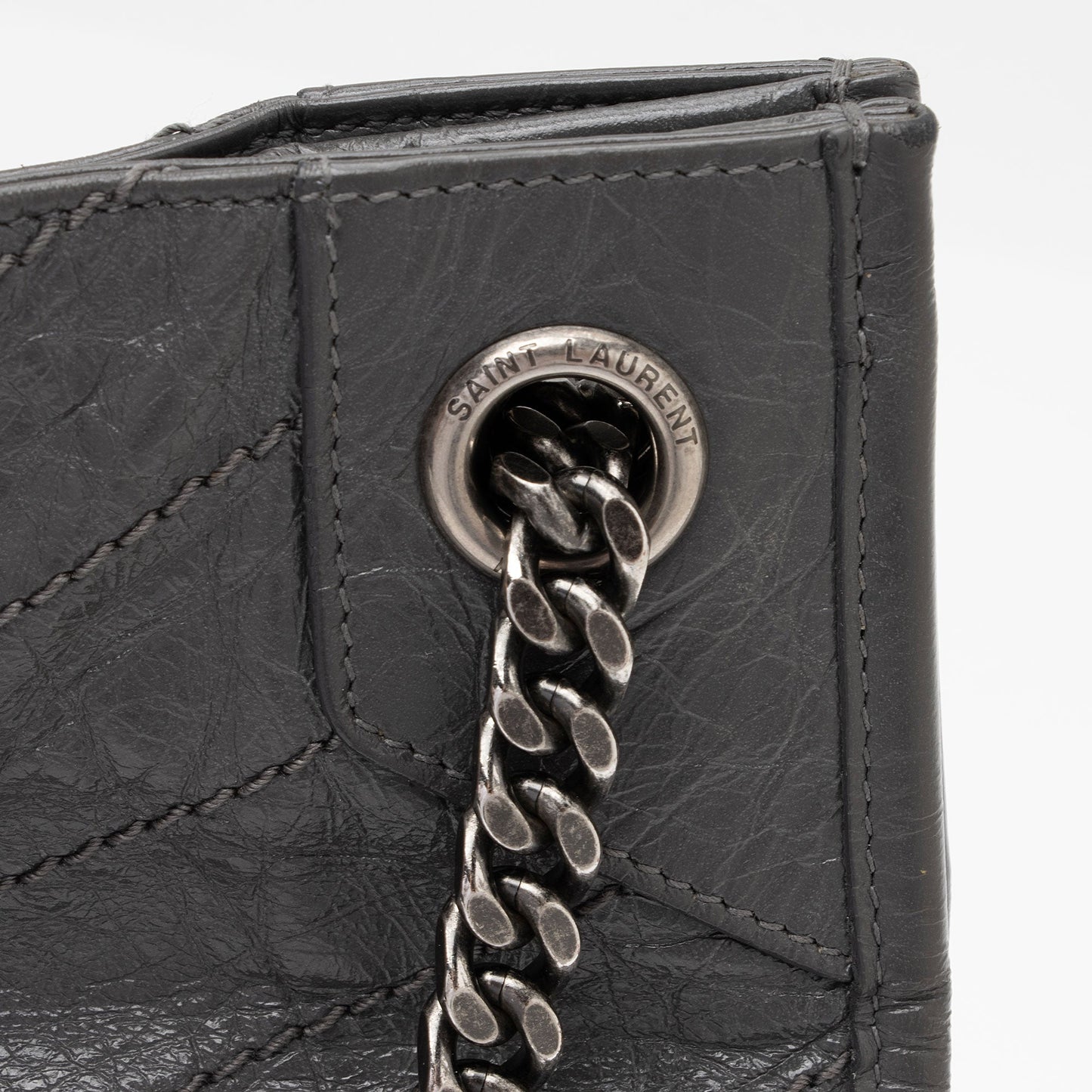 Saint Laurent Crinkled Calfskin Monogram Niki Medium Shopping Tote (SHF-gLfdmG)