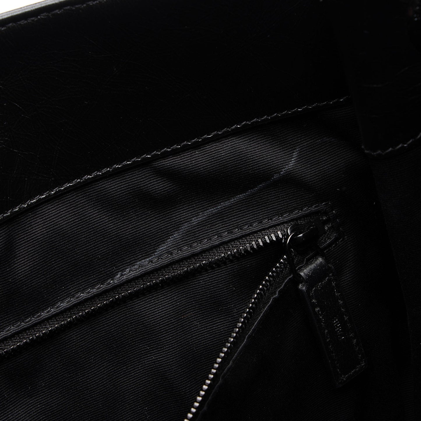 Saint Laurent Crinkled Calfskin Monogram Niki Medium Shopping Tote (SHF-HoUdcp)