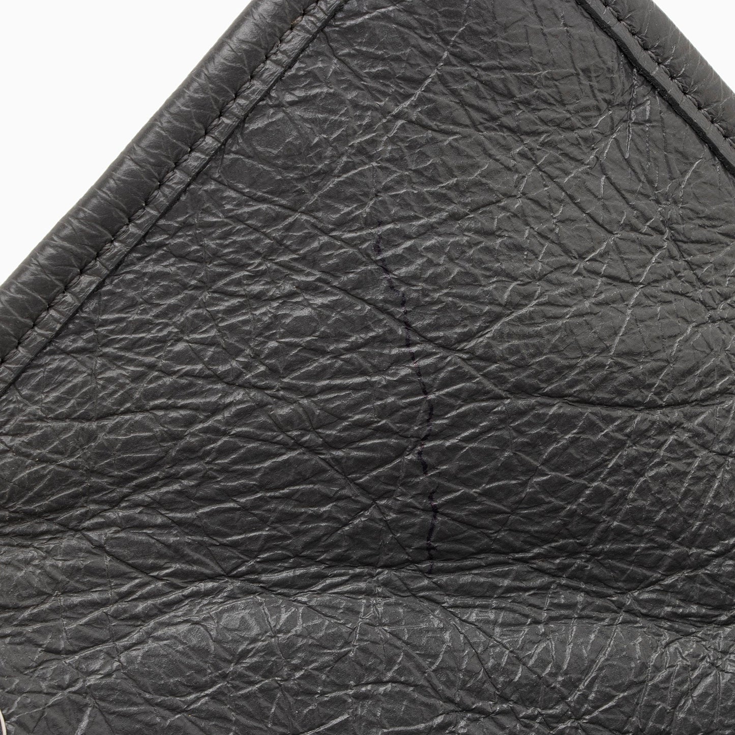 Saint Laurent Crinkled Calfskin Monogram Niki Medium Shoulder Bag (SHF-J4S3bV)