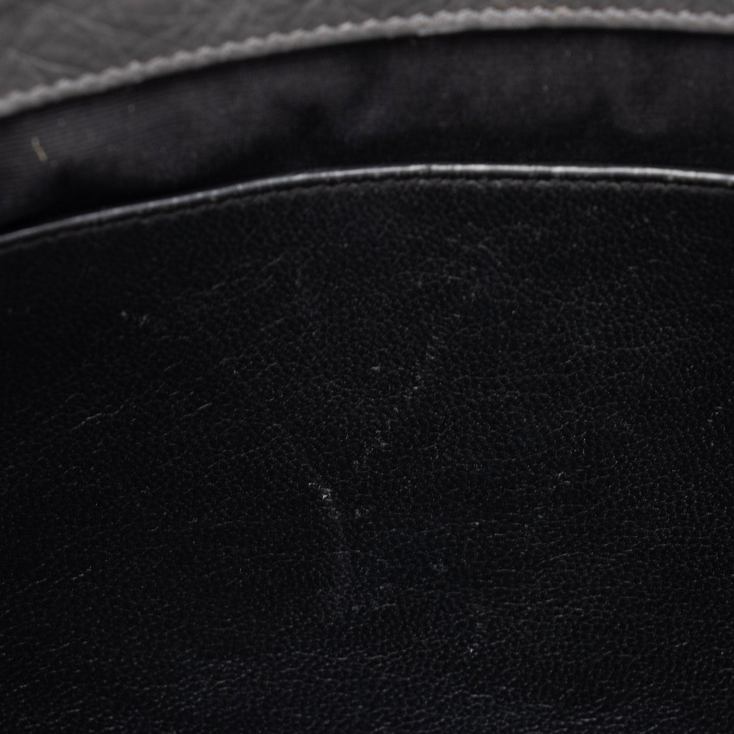 Saint Laurent Crinkled Calfskin Monogram Niki Medium Shoulder Bag (SHF-J4S3bV)