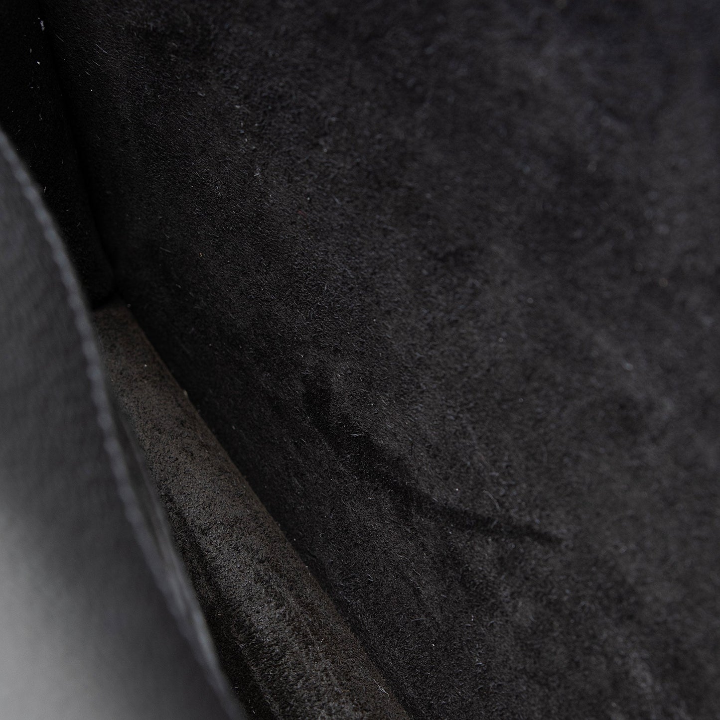 Saint Laurent Grained Calfskin Monogram Sunset Medium Shoulder Bag (SHF-NWQ0FK)