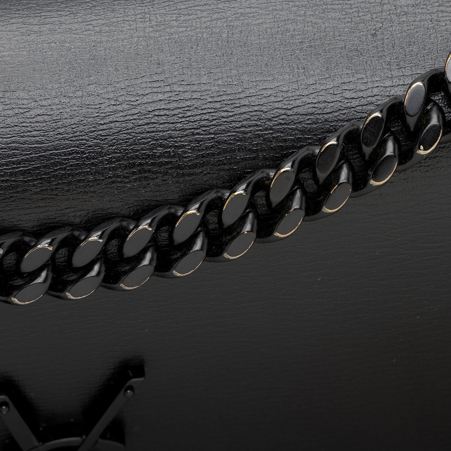 Saint Laurent Grained Calfskin Monogram Sunset Medium Shoulder Bag (SHF-OLGtVP)