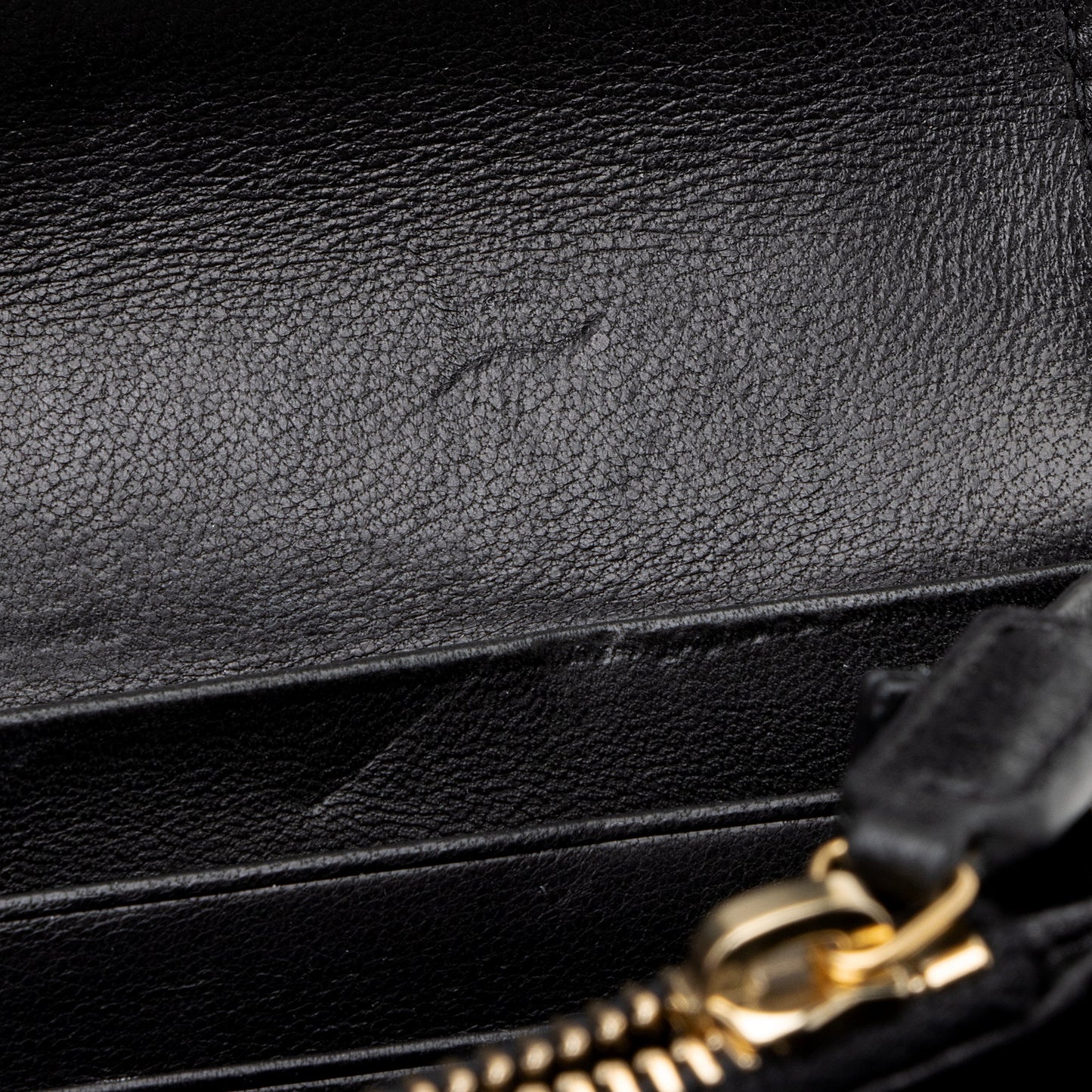 Saint Laurent Matalasse Calfskin Vicky Continental Wallet (SHF-22903)