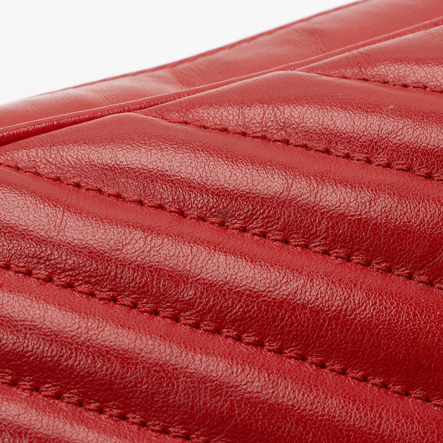 Saint Laurent Matelasse Calfskin Monogram Lou Camera Bag (SHF-22724)