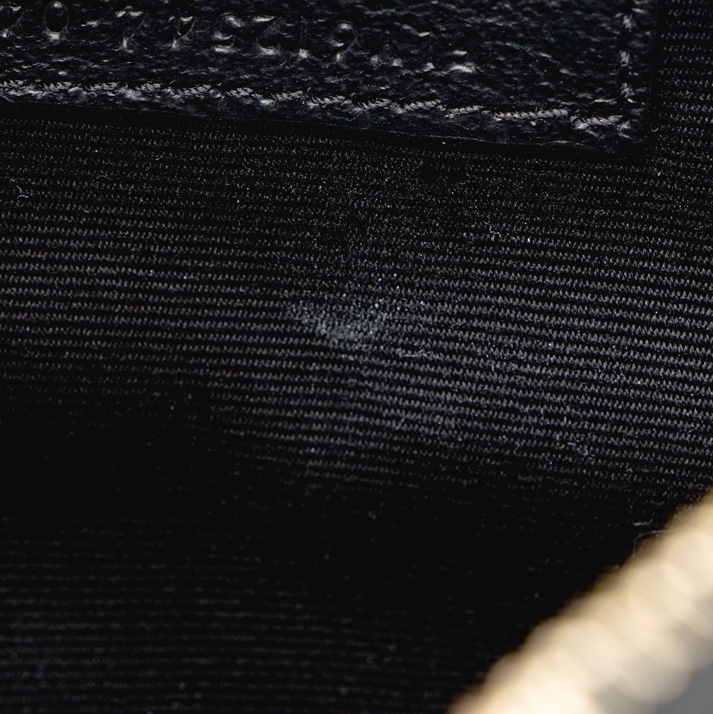 Saint Laurent Matelasse Calfskin Lou Camera Bag (SHF-22762)