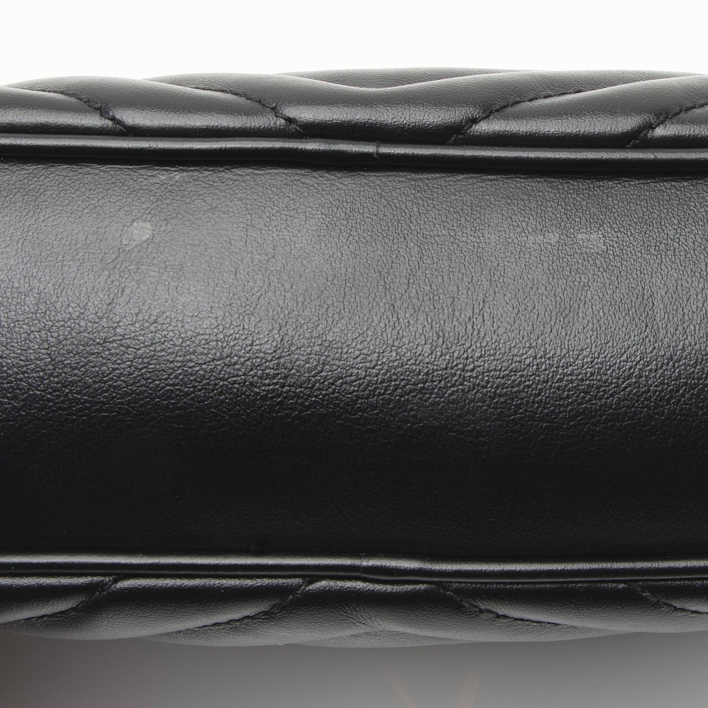 Saint Laurent Matelasse Calfskin Monogram Lou Camera Bag (SHF-23153)