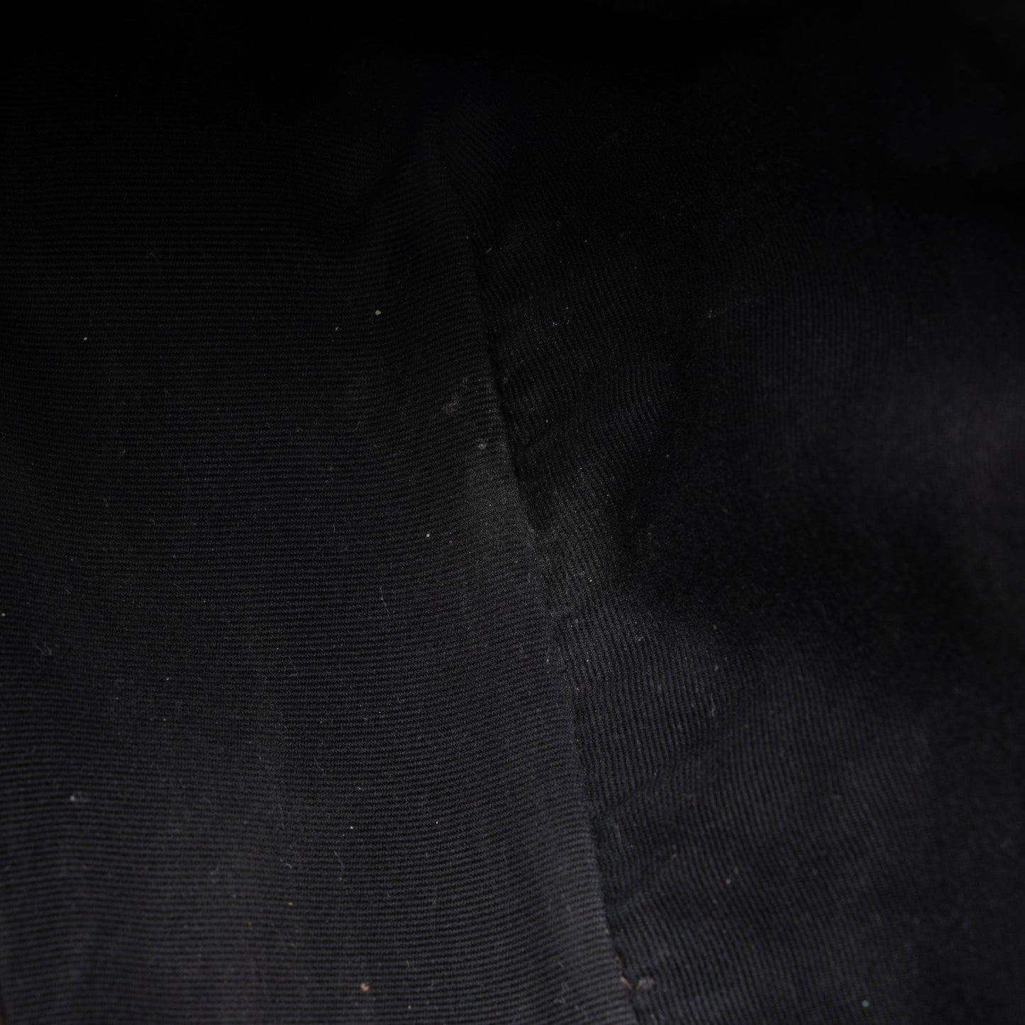 Saint Laurent Matelasse Calfskin Matte Black Monogram Lou Camera Bag (SHF-PIyVqF)