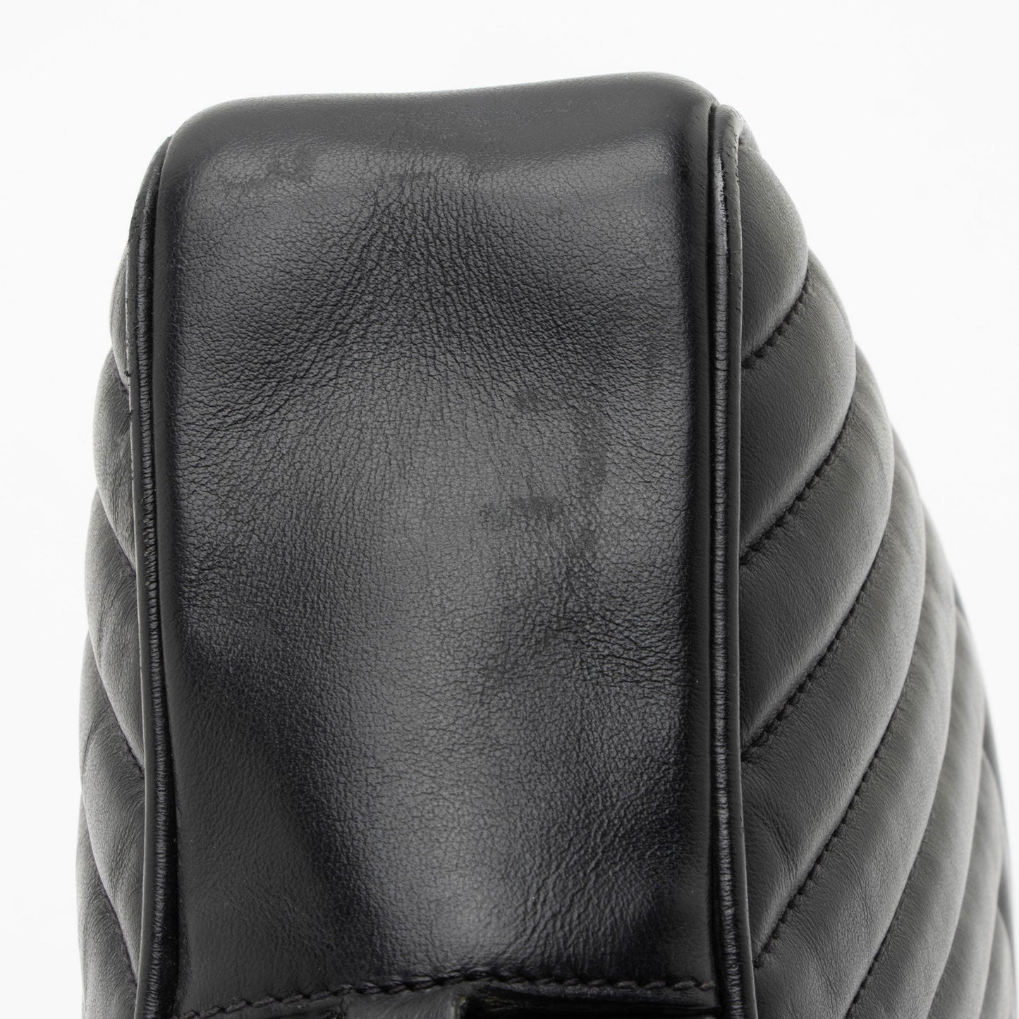 Saint Laurent Matelasse Calfskin Matte Black Monogram Lou Camera Bag (SHF-PIyVqF)