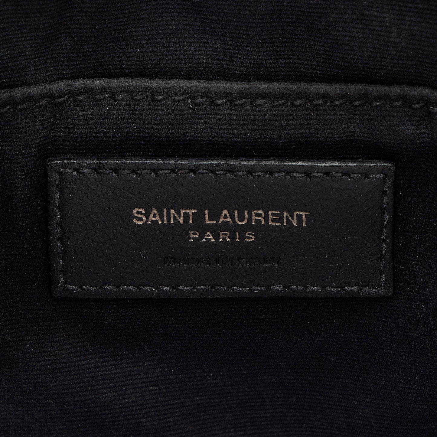 Saint Laurent Matelasse Calfskin Matte Black Monogram Lou Camera Bag (SHF-PIyVqF)