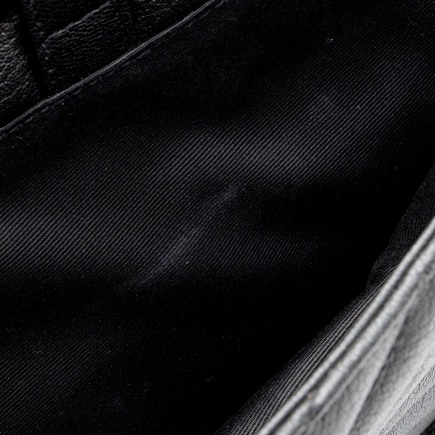 Saint Laurent Matelasse Calfskin Monogram College Large Shoulder Bag (SHF-K7F9Zp)
