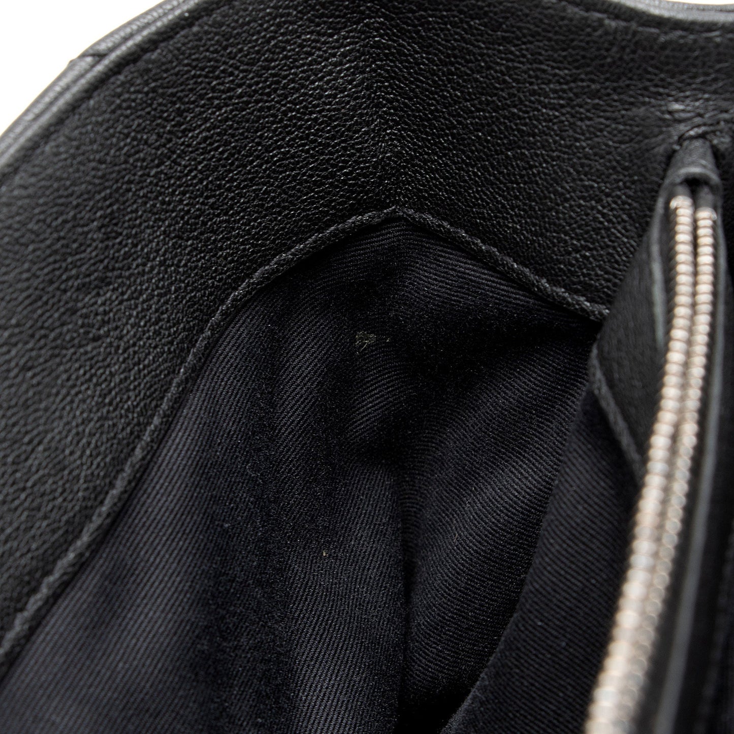 Saint Laurent Matelasse Calfskin Monogram College Large Shoulder Bag (SHF-gvwSDh)