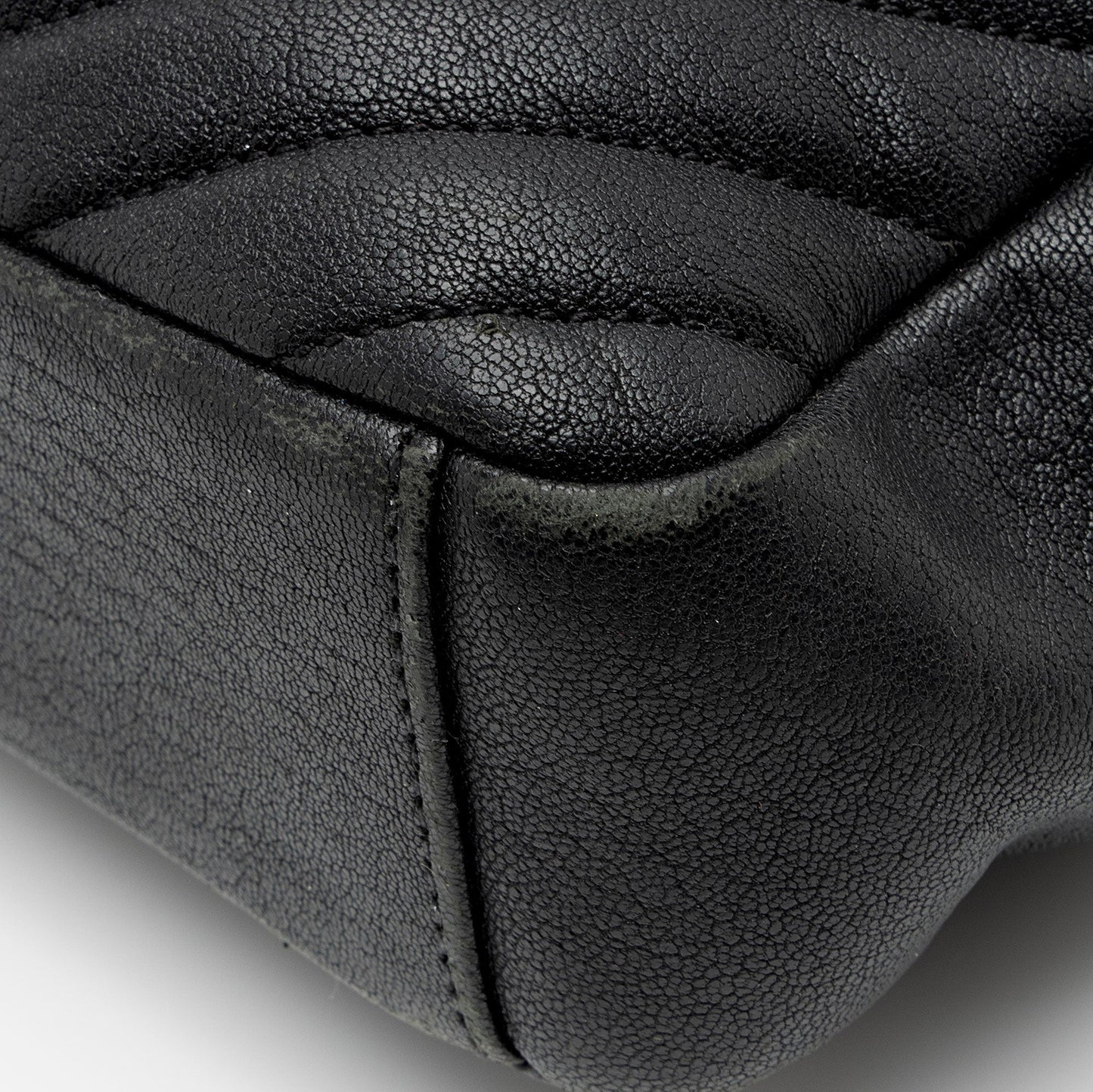 Saint Laurent Matelasse Calfskin Monogram College Medium Shoulder Bag (SHF-p3Eevf)