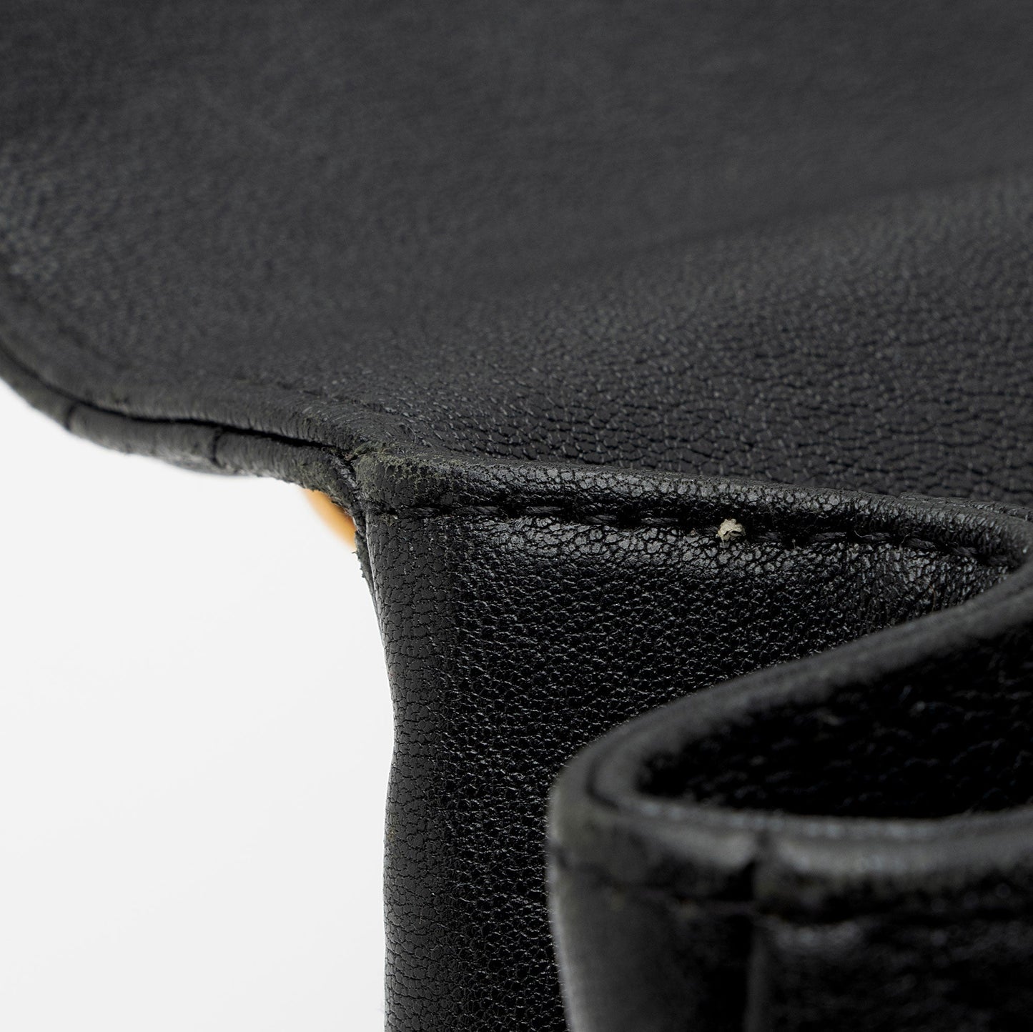 Saint Laurent Matelasse Calfskin Monogram College Medium Shoulder Bag (SHF-p3Eevf)