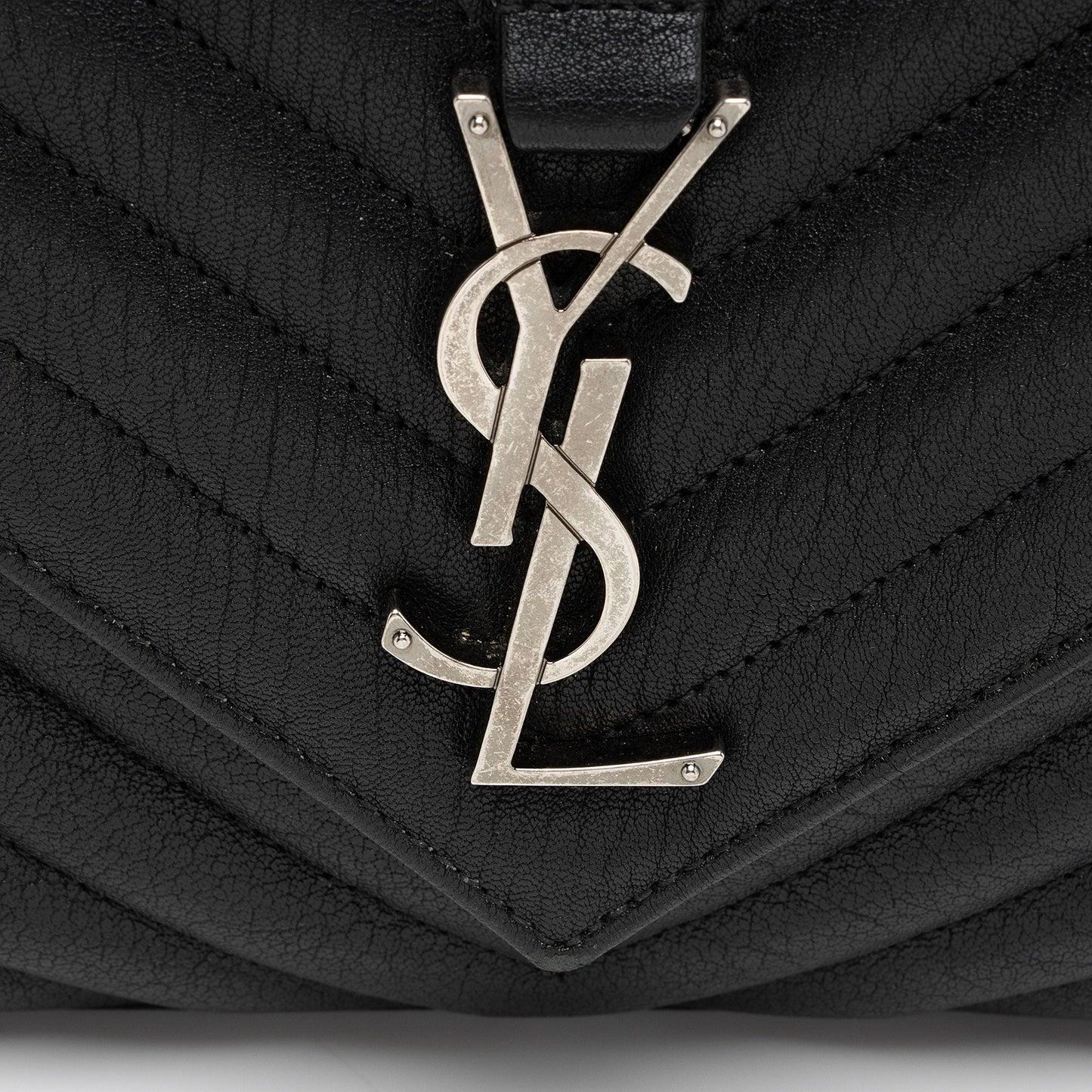 Saint Laurent Matelasse Calfskin Monogram College Medium Shoulder Bag (SHF-1hq9qs)