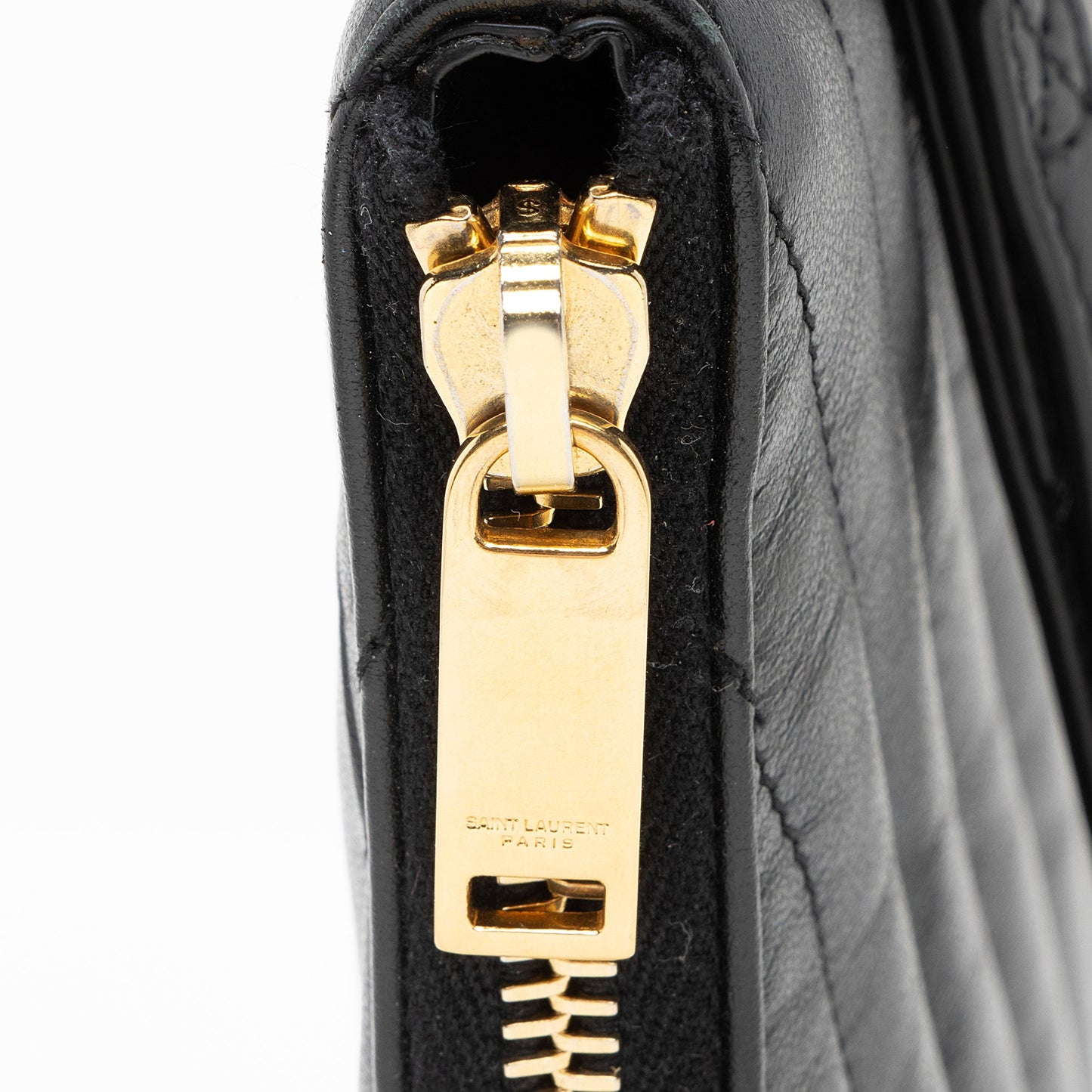 Saint Laurent Matelasse Calfskin Monogram Large Wristlet (SHF-J3F1B7)