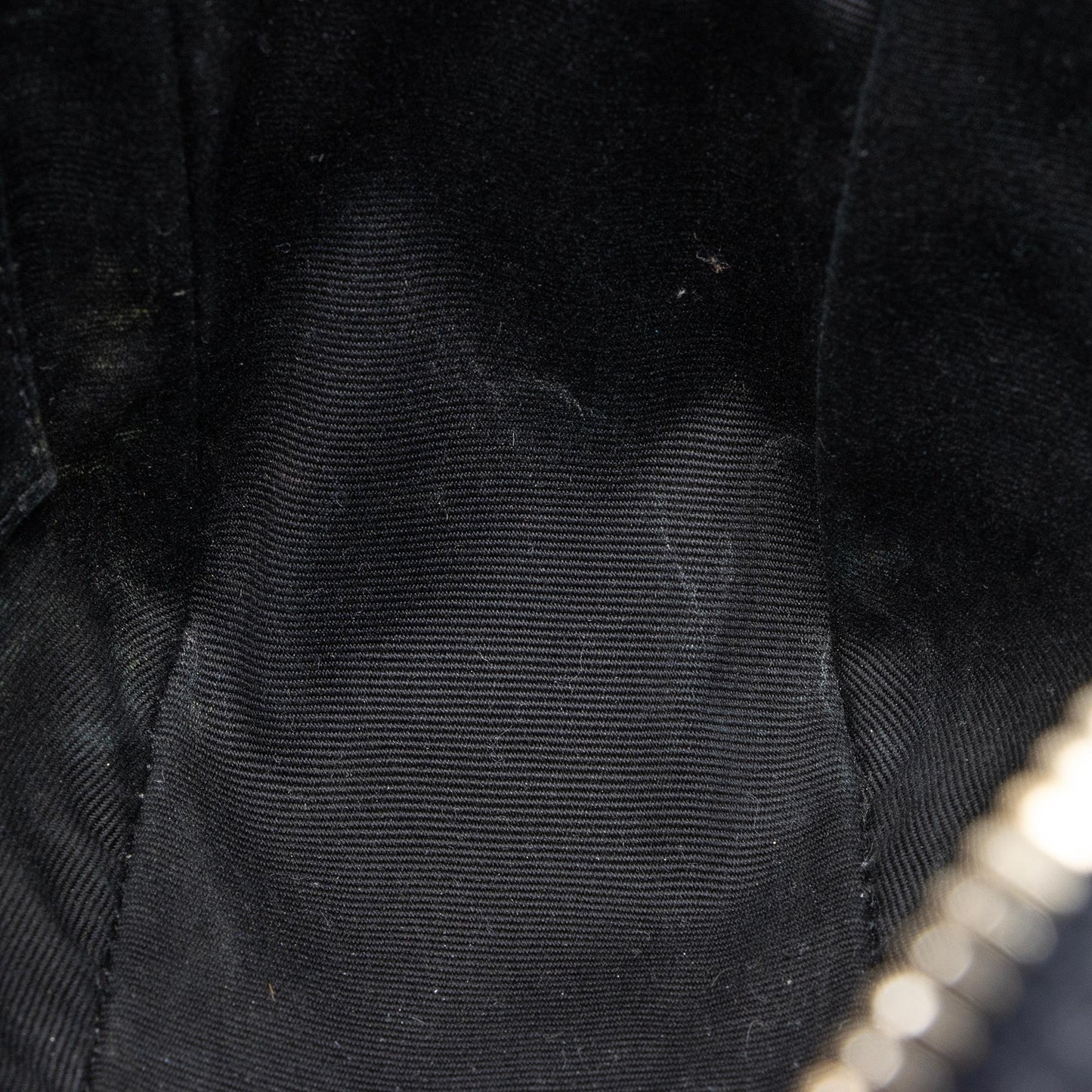 Saint Laurent Matelasse Calfskin Monogram Lou Camera Bag (SHF-aY71qS)