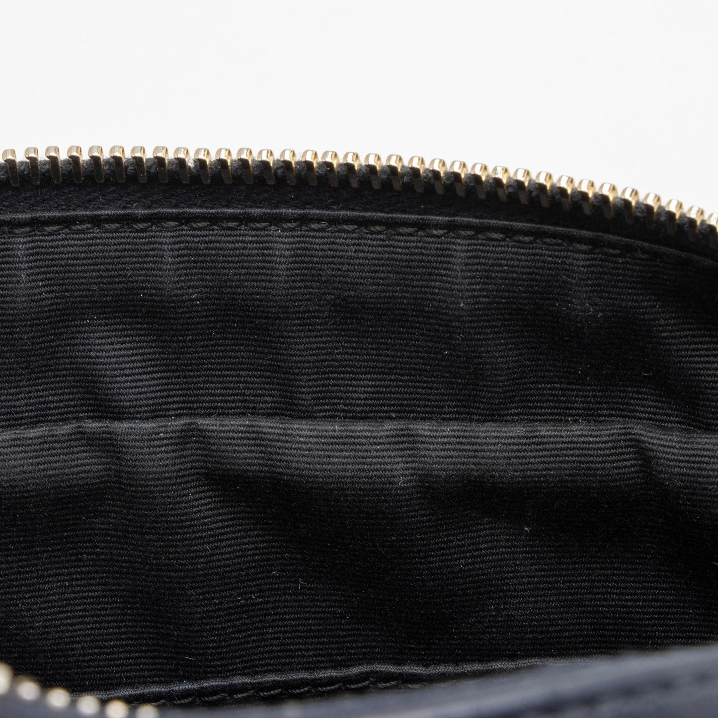 Saint Laurent Matelasse Calfskin Monogram Lou Camera Bag (SHF-aY71qS)