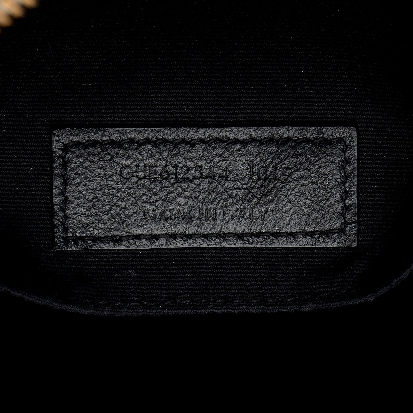 Saint Laurent Matelasse Calfskin Monogram Lou Camera Bag (SHF-enJ9ut)