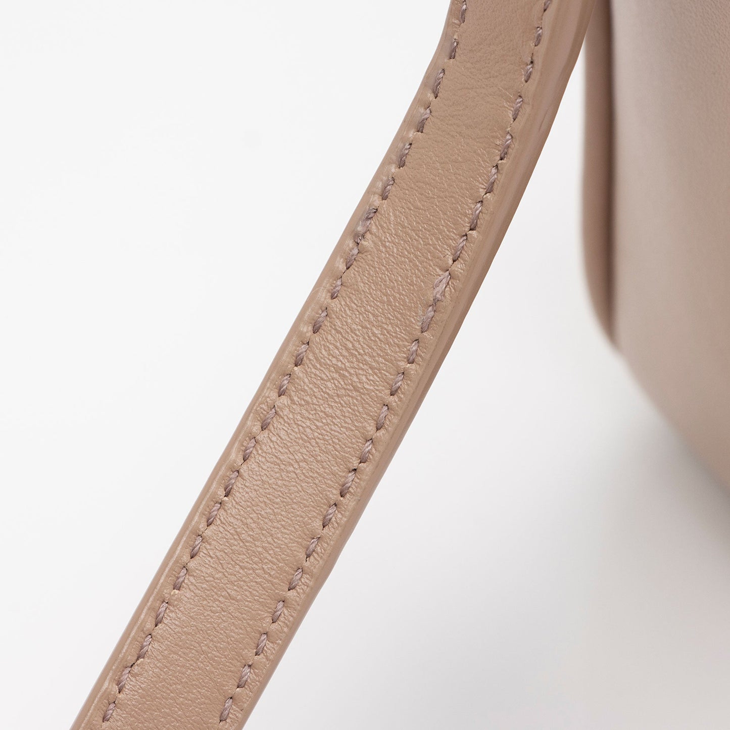 Saint Laurent Matelasse Calfskin Monogram Lou Camera Bag (SHF-X8DDNR)