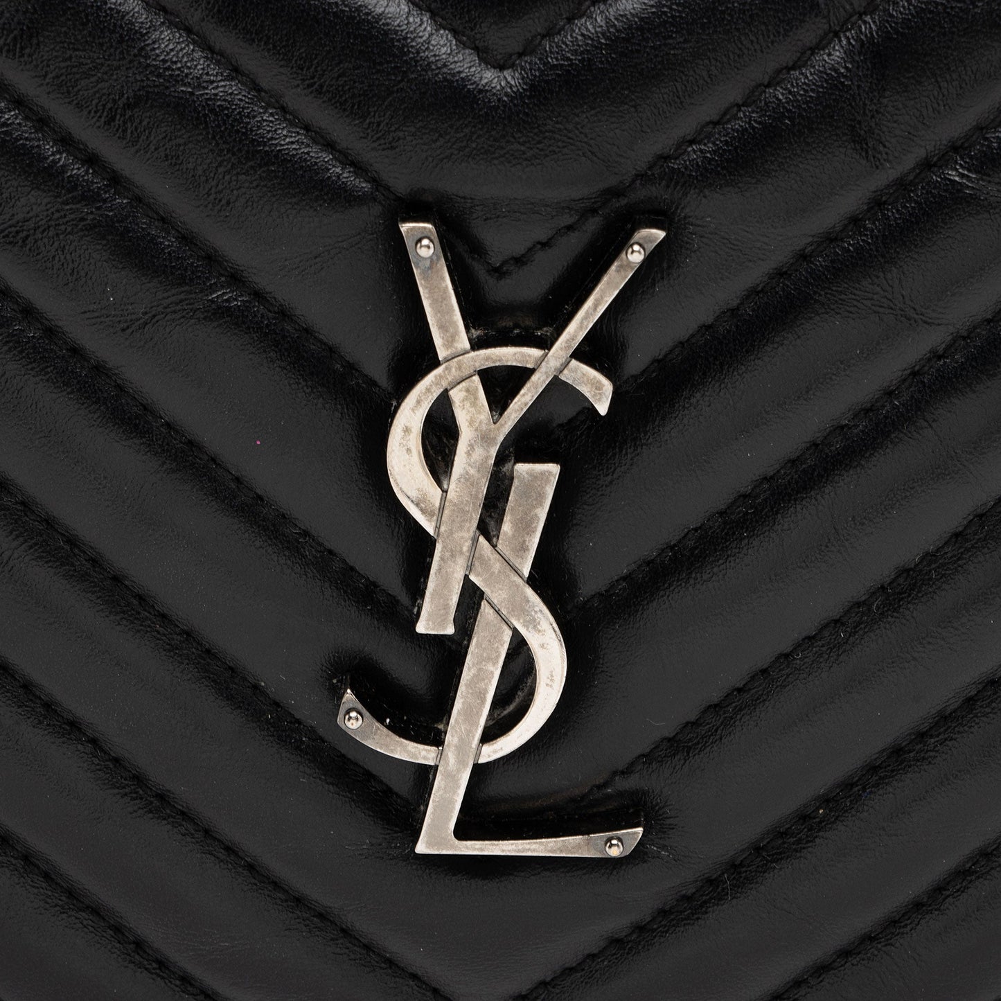Saint Laurent Matelasse Calfskin Monogram Lou Camera Bag (SHF-ZcEqKL)