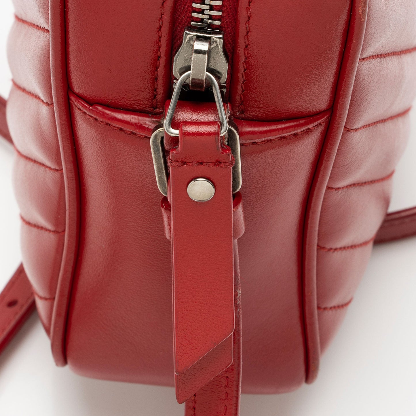Saint Laurent Matelasse Calfskin Monogram Lou Camera Bag (SHF-G4BzPO)