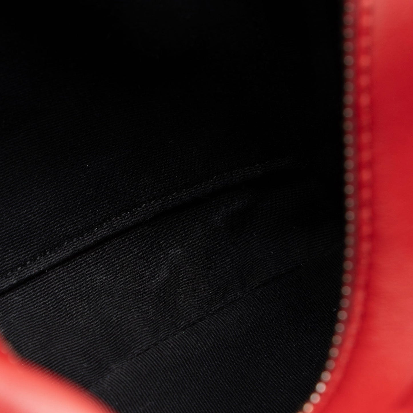 Saint Laurent Matelasse Calfskin Monogram Lou Camera Bag (SHF-G4BzPO)