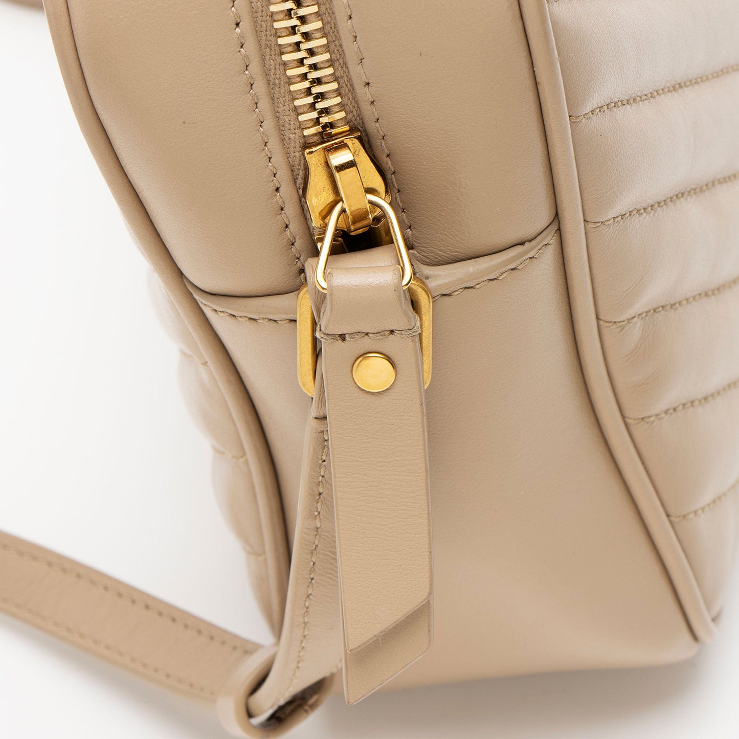 Saint Laurent Matelasse Calfskin Monogram Lou Camera Bag (SHF-0p6Ezh)