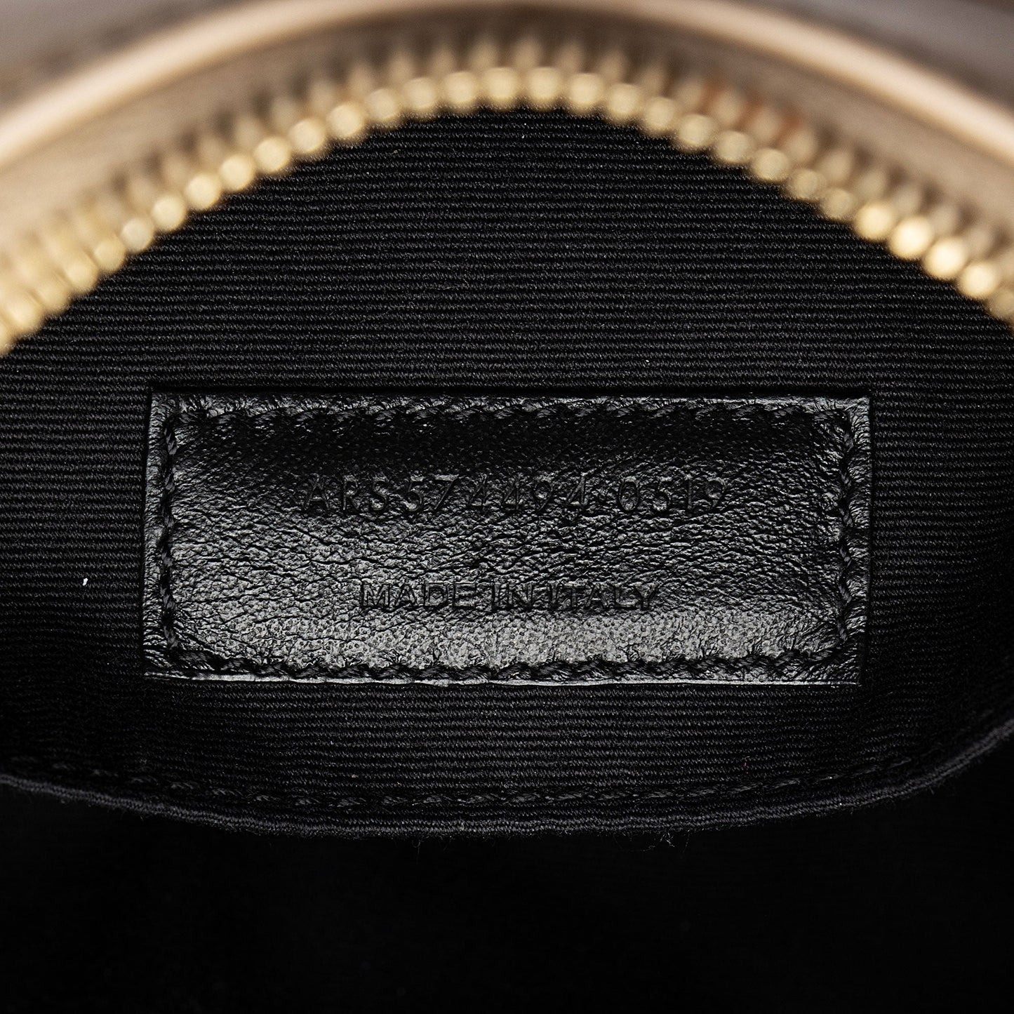 Saint Laurent Matelasse Calfskin Monogram Lou Camera Bag (SHF-IyIKNC)