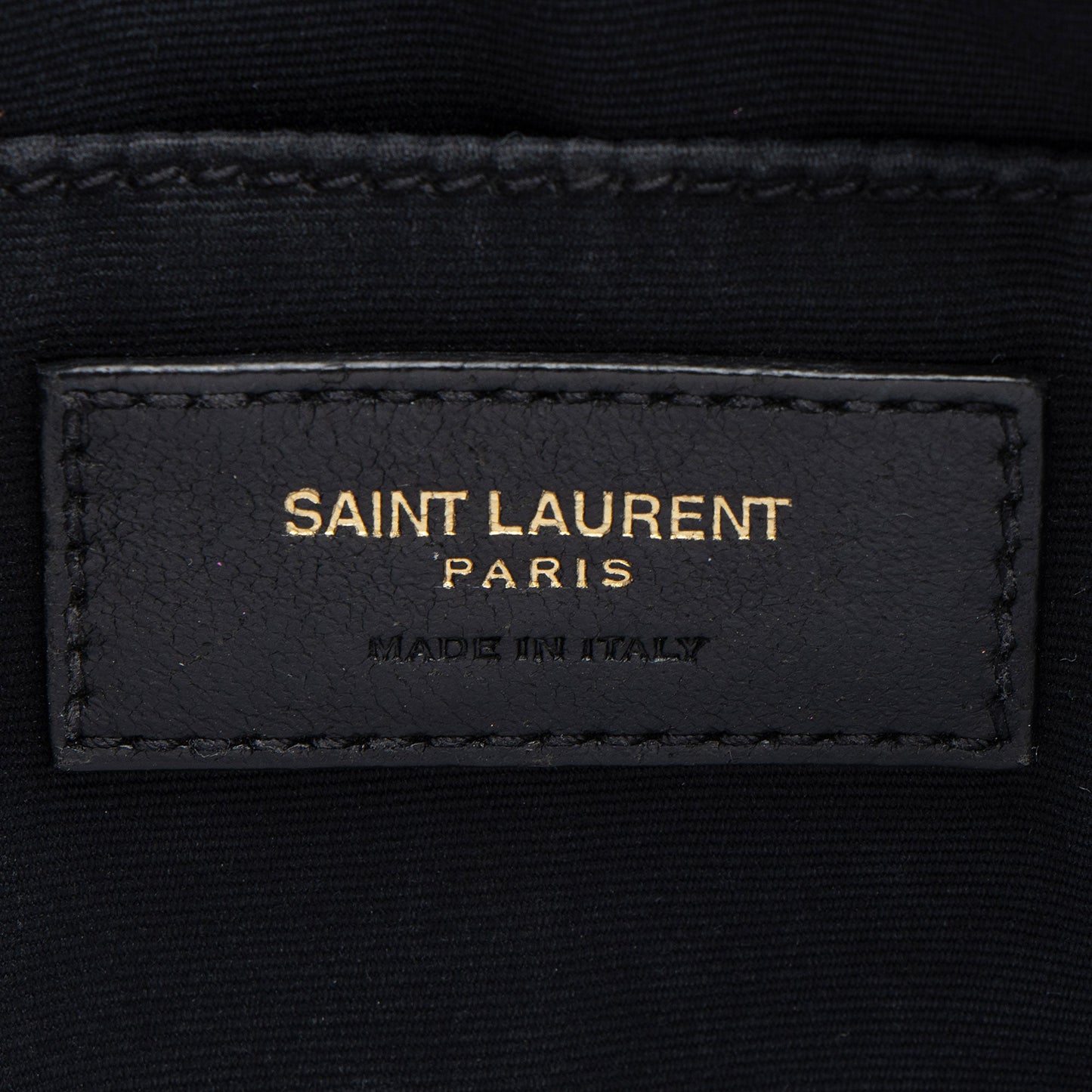 Saint Laurent Matelasse Calfskin Monogram Lou Camera Bag (SHF-JZyzw6)