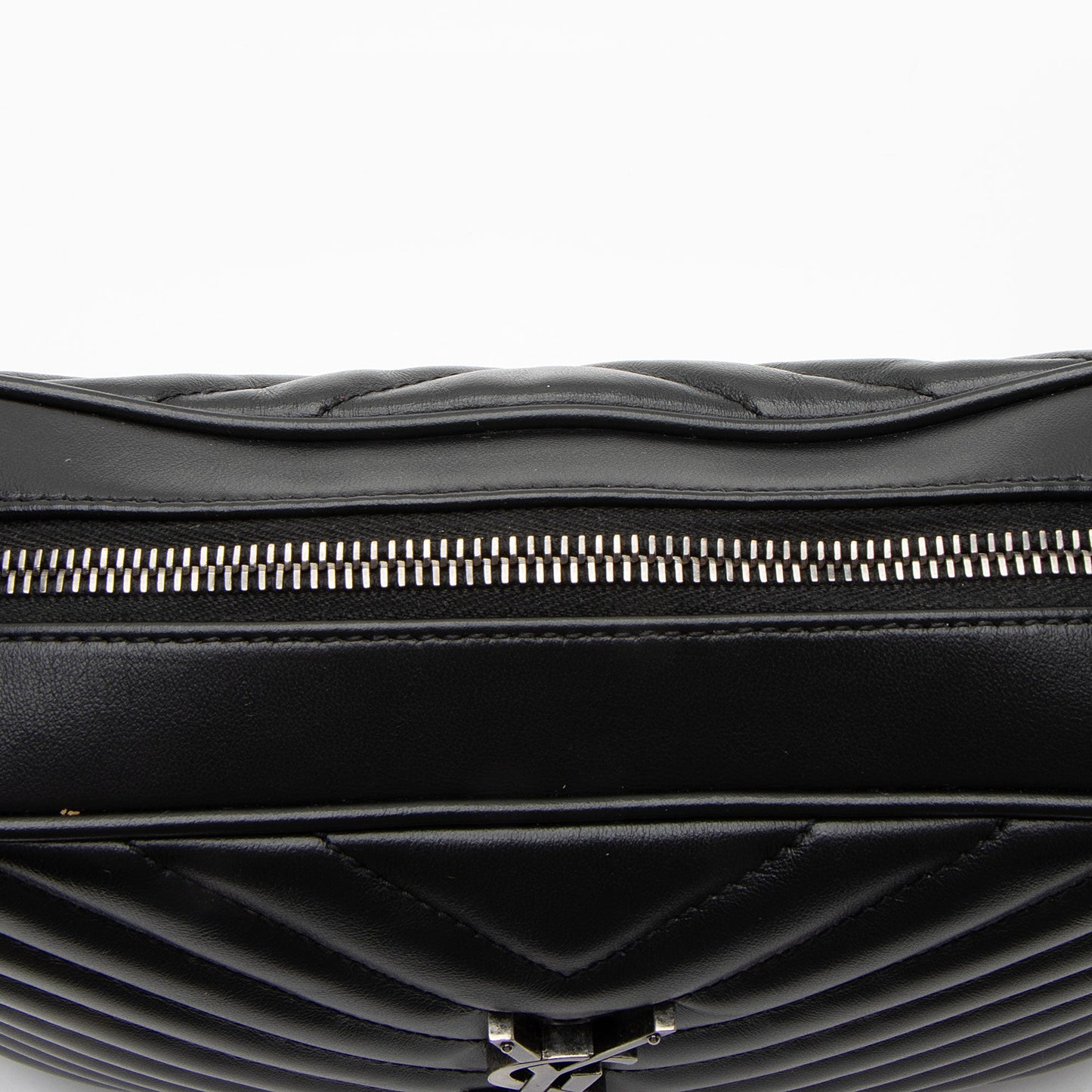 Saint Laurent Matelasse Calfskin Monogram Lou Camera Bag (SHF-rTeesm)