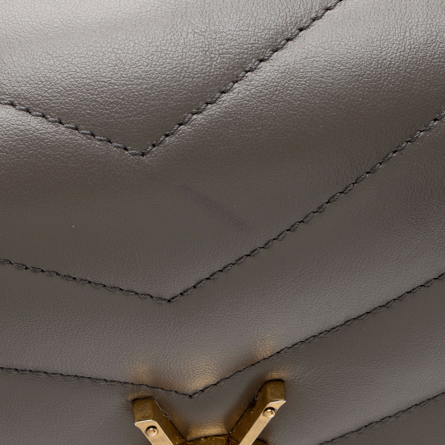 Saint Laurent Matelasse Calfskin Monogram LouLou Chain Medium Shoulder Bag (SHF-19W4rm)