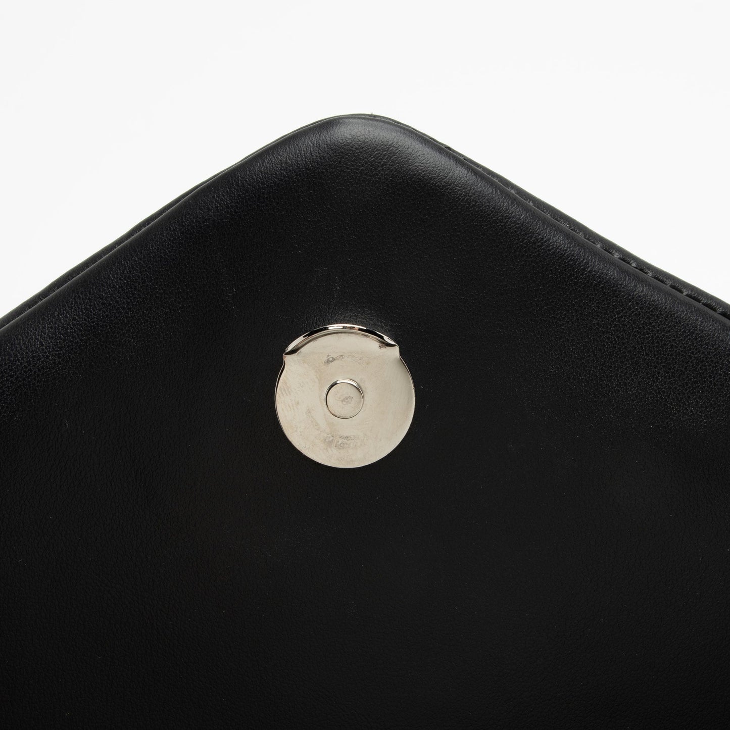 Saint Laurent Matelasse Calfskin Monogram LouLou Chain Medium Shoulder Bag (SHF-pHhqQ4)