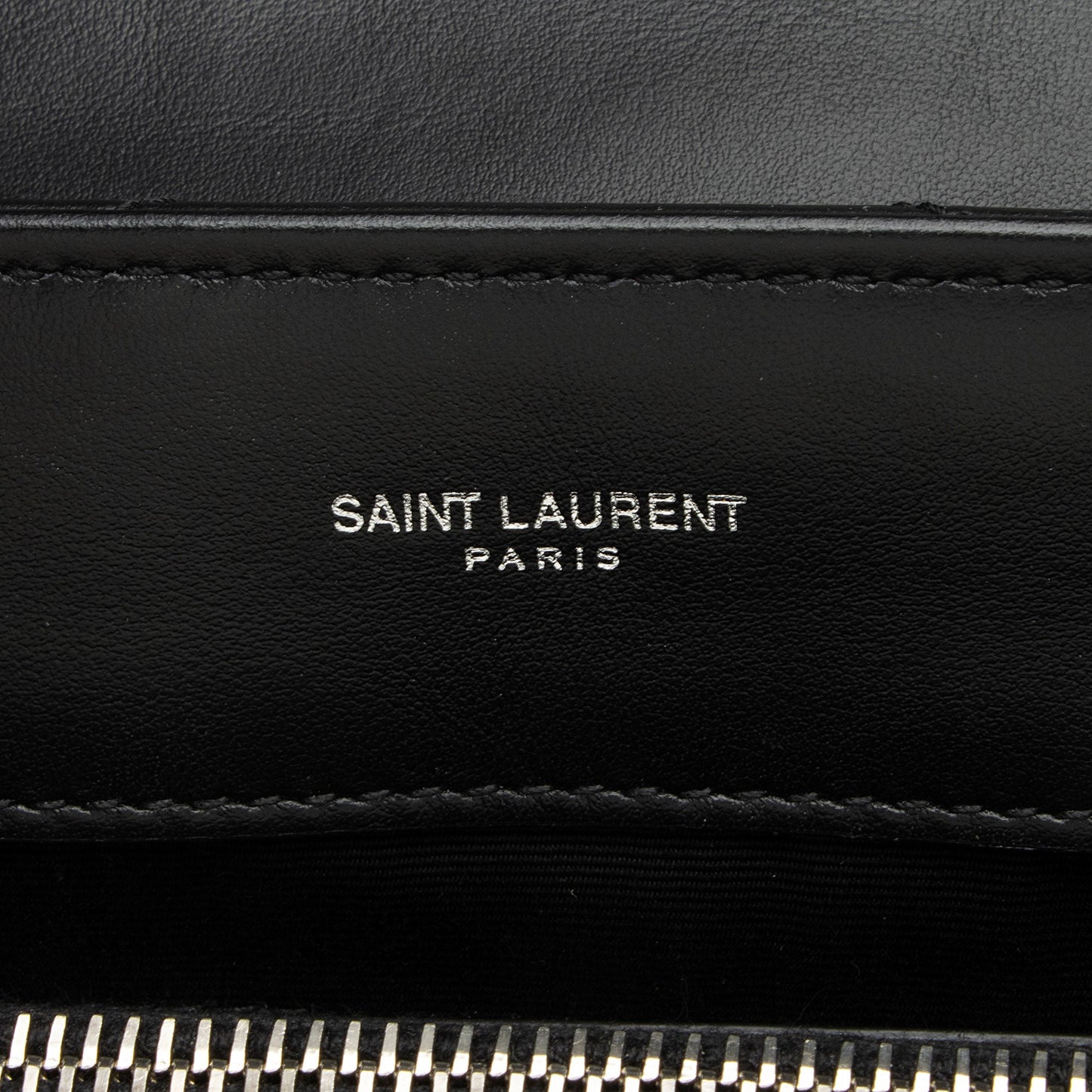 Saint Laurent Matelasse Calfskin Monogram LouLou Chain Medium Shoulder Bag (SHF-pHhqQ4)