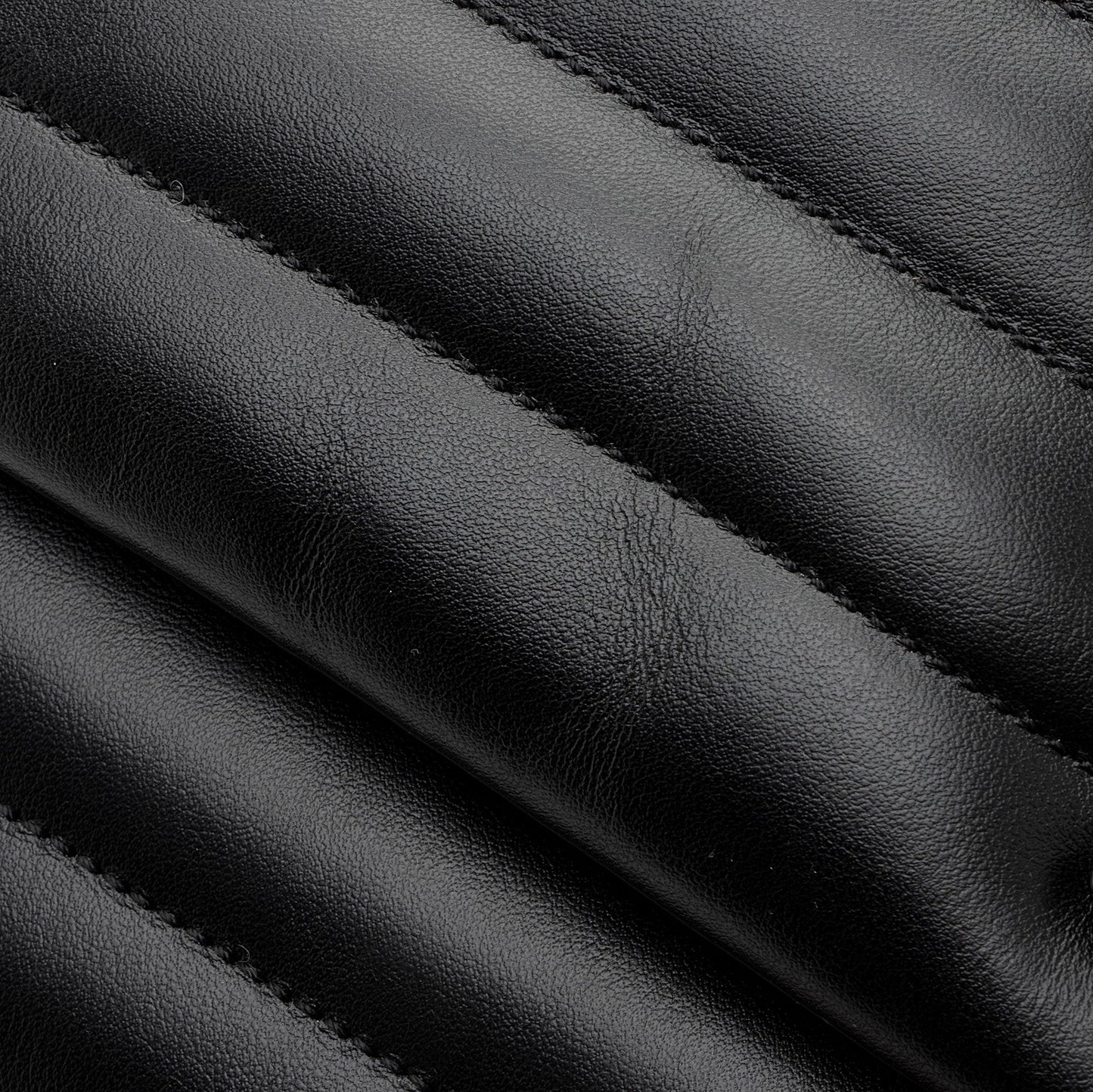 Saint Laurent Matelasse Calfskin Monogram LouLou Chain Medium Shoulder Bag (SHF-lzCev2)