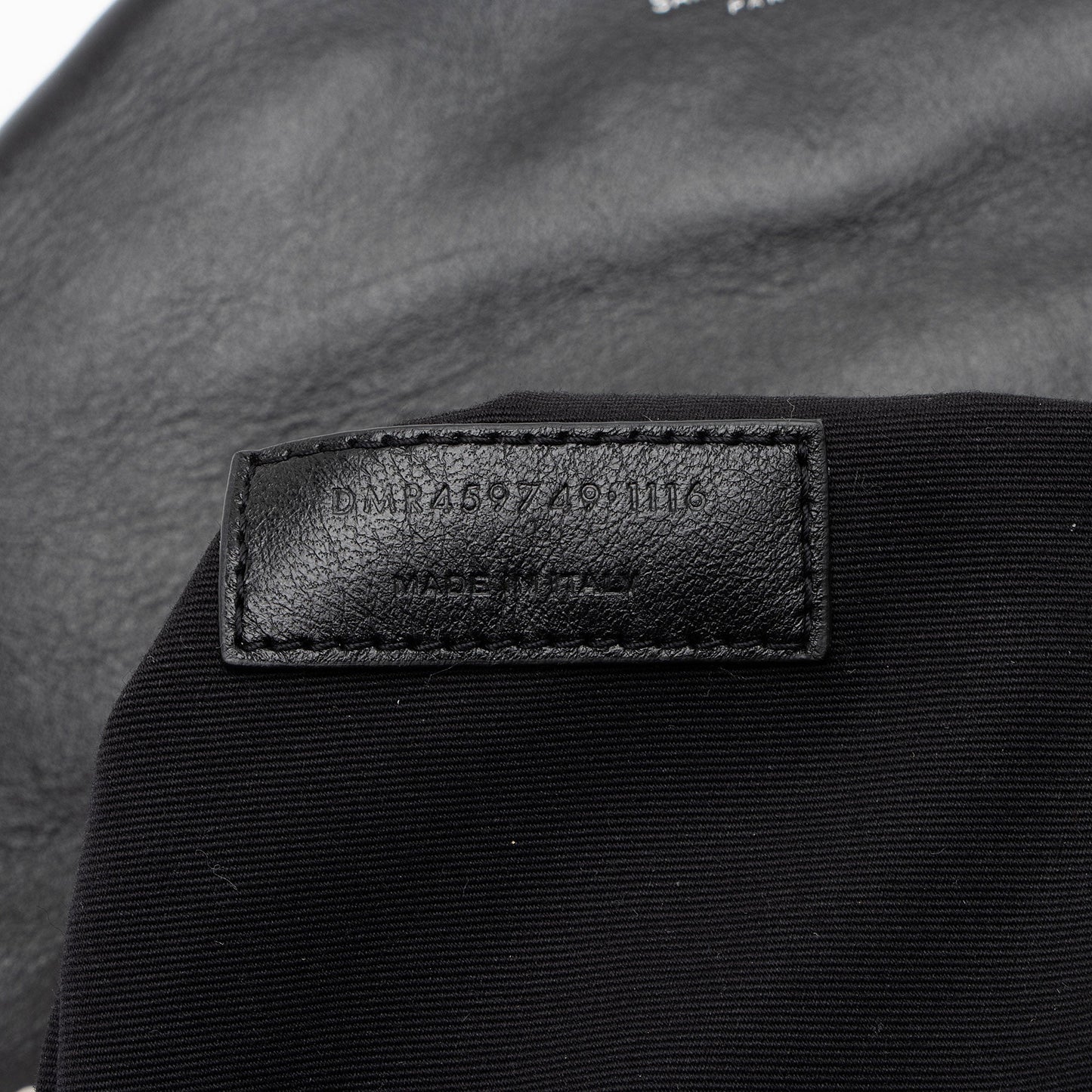 Saint Laurent Matelasse Calfskin Monogram LouLou Chain Medium Shoulder Bag (SHF-qrpSTt)