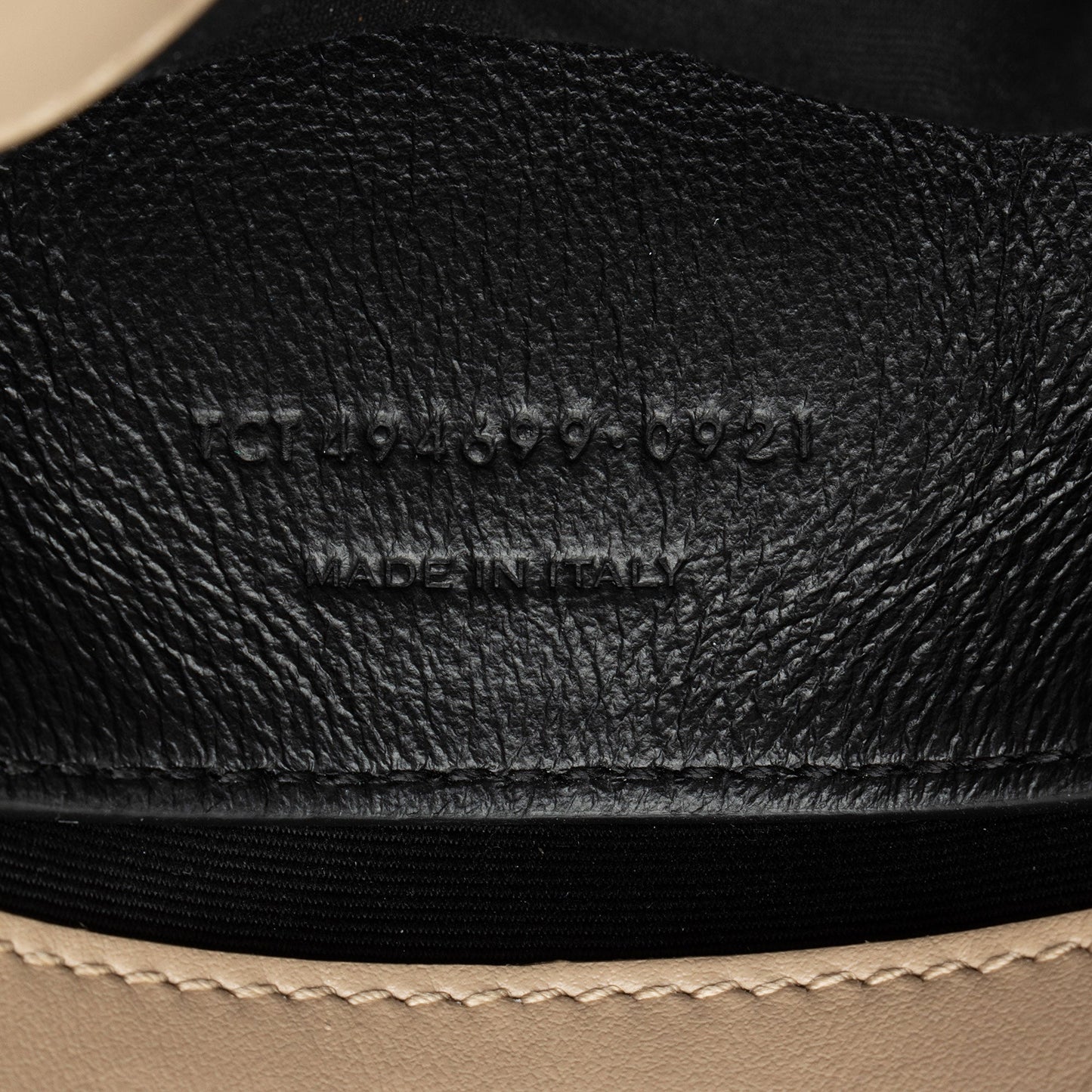 Saint Laurent Matelasse Calfskin Monogram LouLou Chain Small Crossbody (SHF-XSfoNV)