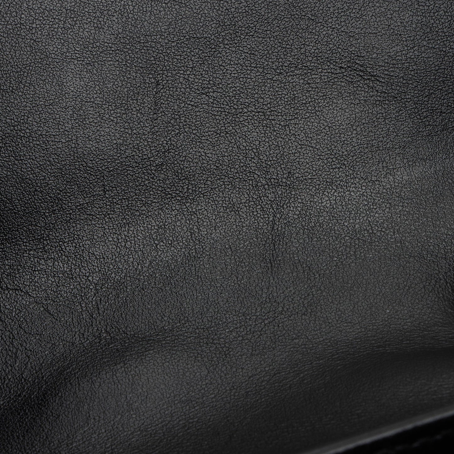 Saint Laurent Matelasse Calfskin Monogram LouLou Chain Small Crossbody (SHF-Q3tPOo)