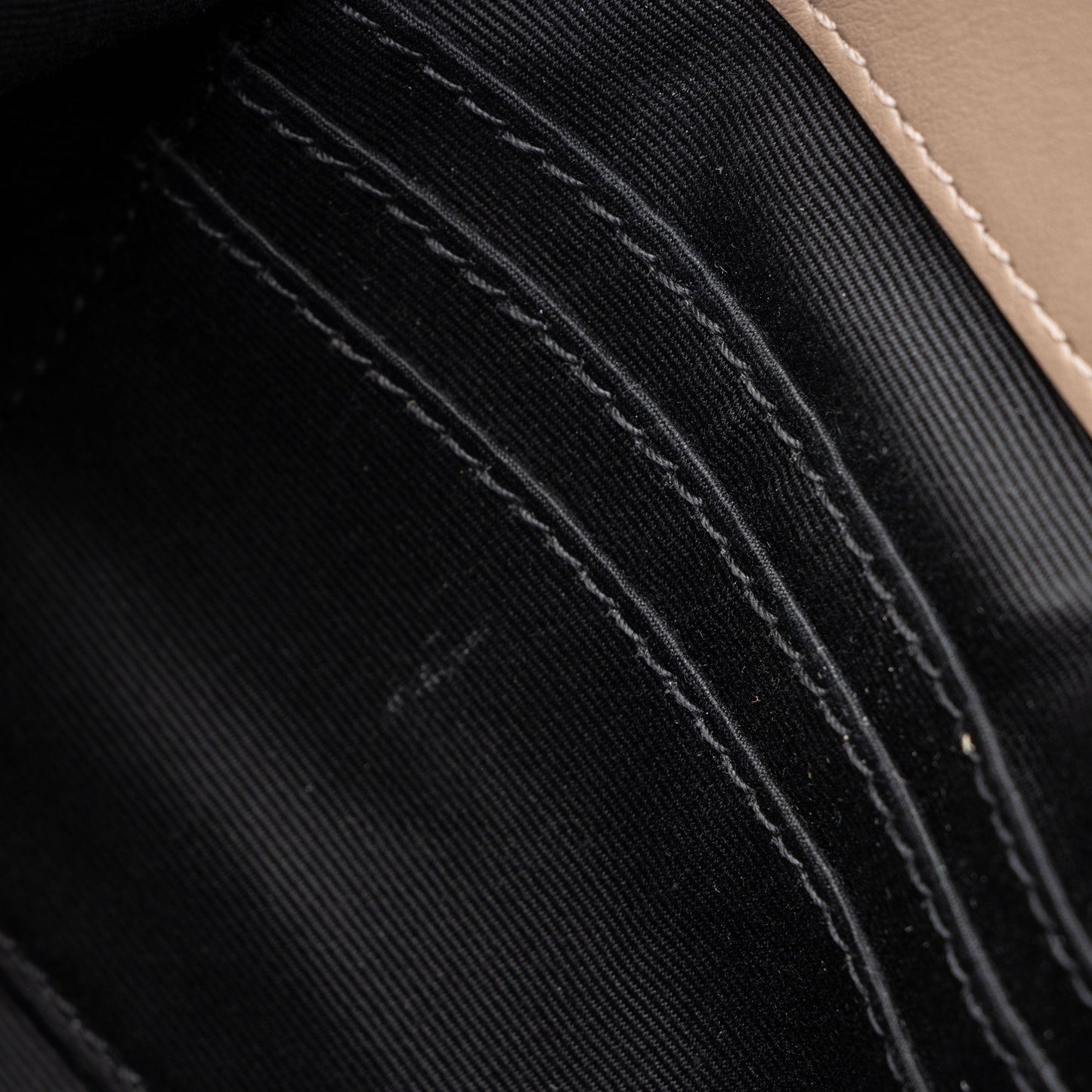 Saint Laurent Matelasse Calfskin Monogram LouLou Toy Crossbody Bag (SHF-ldIeOn)