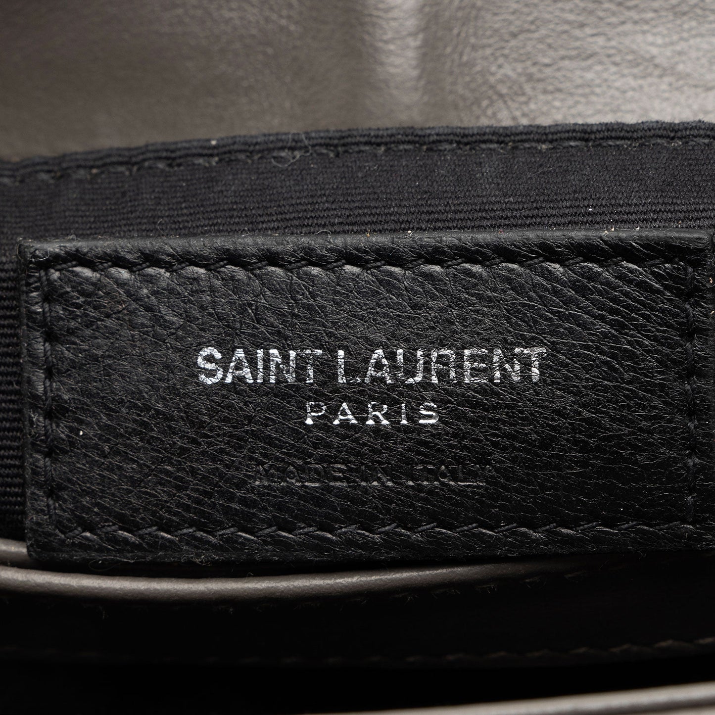 Saint Laurent Matelasse Calfskin Monogram LouLou Toy Crossbody (SHF-I57Zyw)