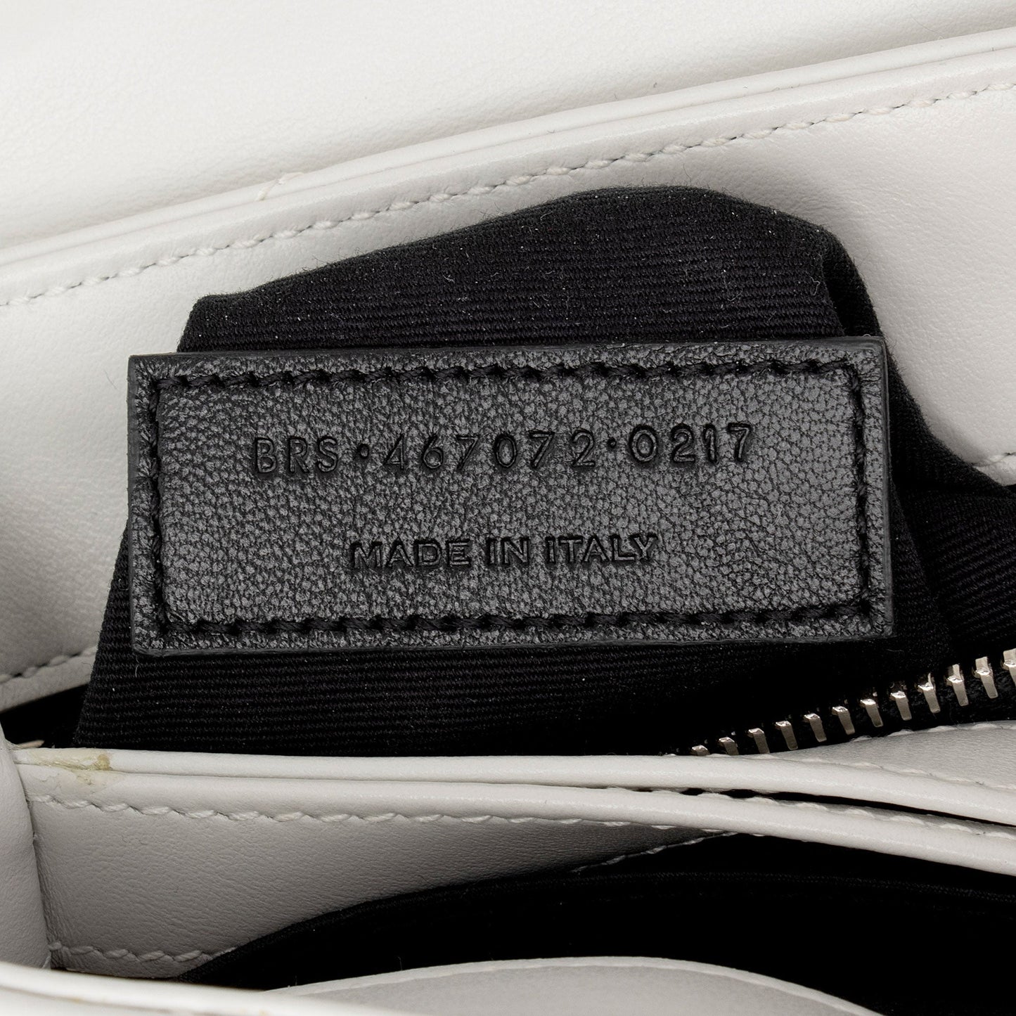 Saint Laurent Matelasse Calfskin Monogram LouLou Toy Crossbody Bag (SHF-iYanNR)