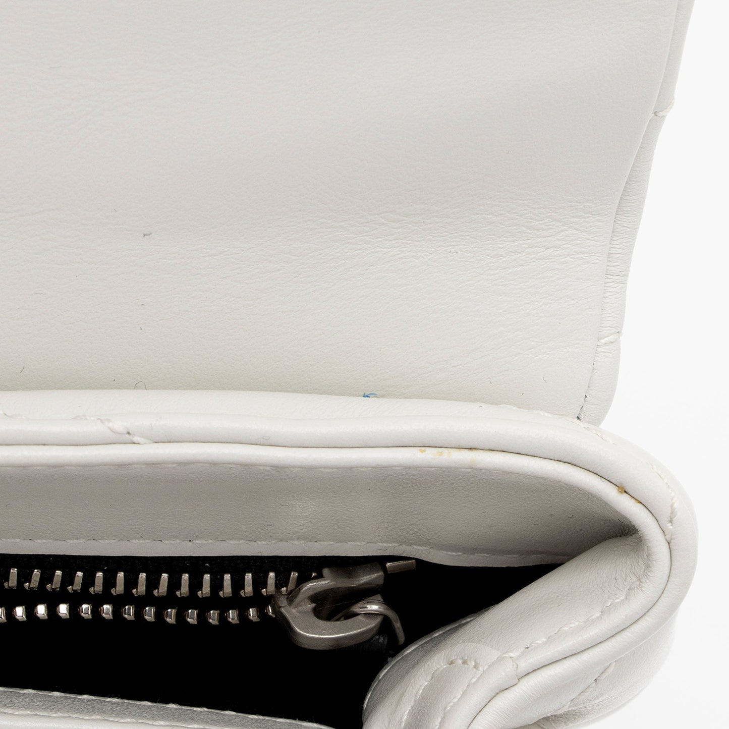 Saint Laurent Matelasse Calfskin Monogram LouLou Toy Crossbody Bag (SHF-iYanNR)