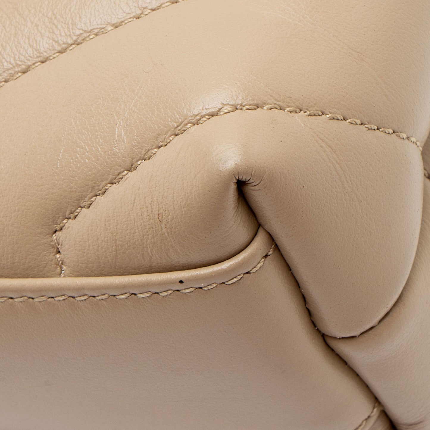 Saint Laurent Matelasse Calfskin Monogram LouLou Toy Crossbody (SHF-I8aWGS)