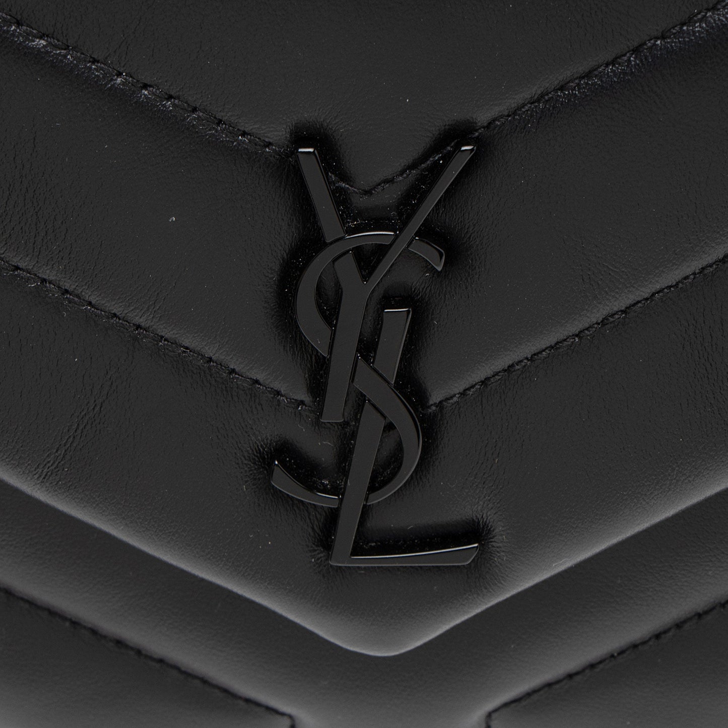 Saint Laurent Matelasse Calfskin Monogram LouLou Toy Crossbody (SHF-oHahXx)