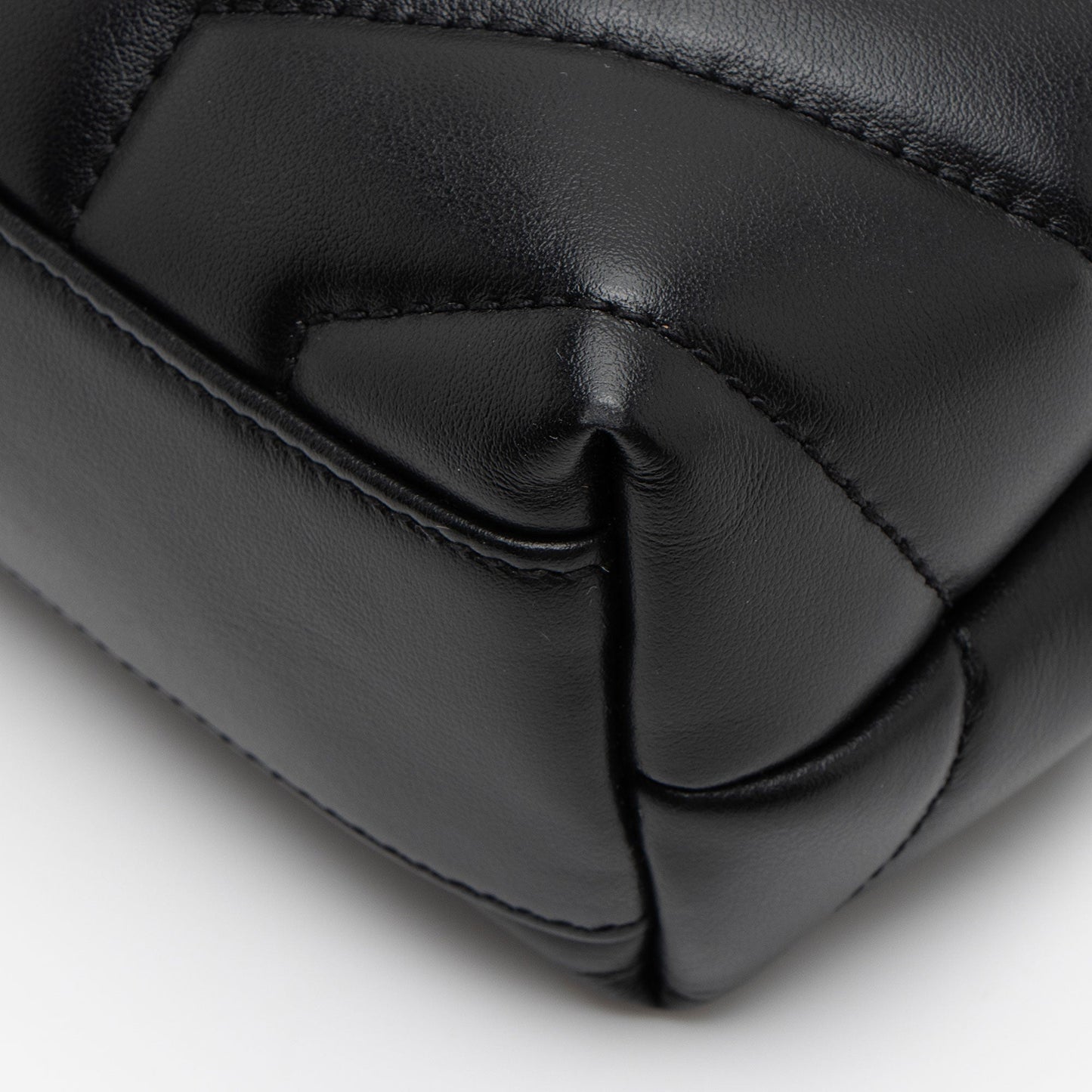 Saint Laurent Matelasse Calfskin Monogram LouLou Toy Crossbody (SHF-oHahXx)