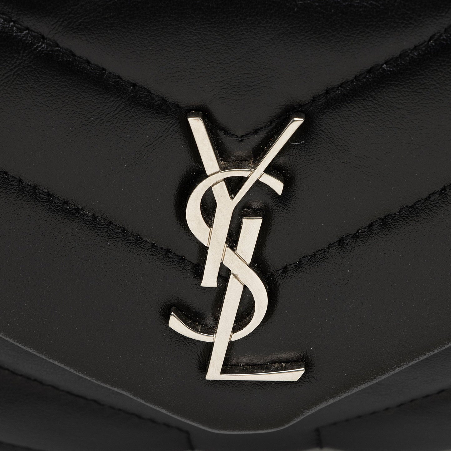 Saint Laurent Matelasse Calfskin Monogram LouLou Toy Crossbody (SHF-G6die7)
