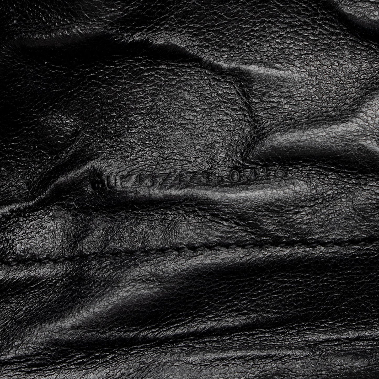 Saint Laurent Mixed Matelasse Calfskin Monogram Chain Wallet (SHF-f944Ez)