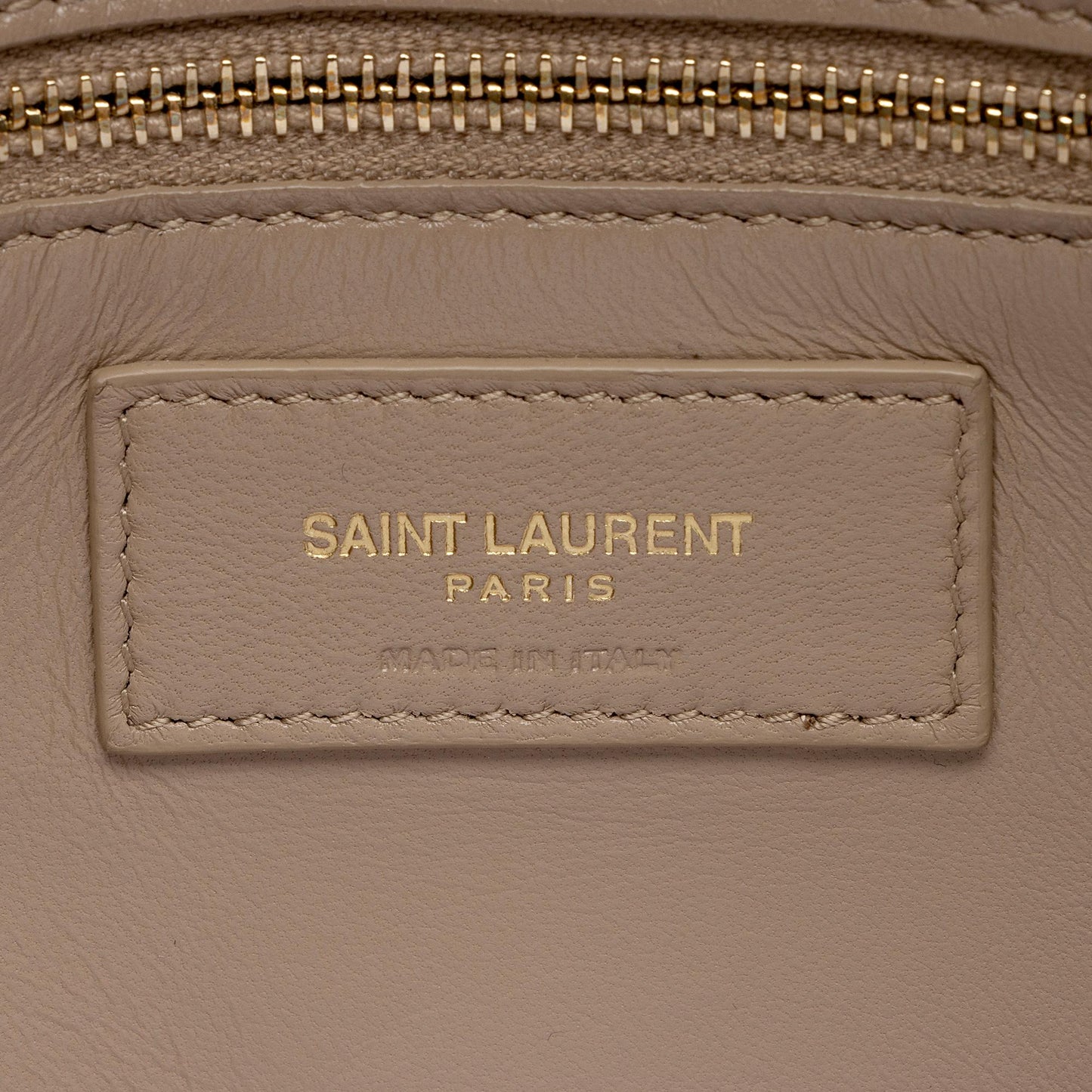 Saint Laurent Smooth Calfskin Le Maillon Shoulder Bag (SHF-ykAnZ1)