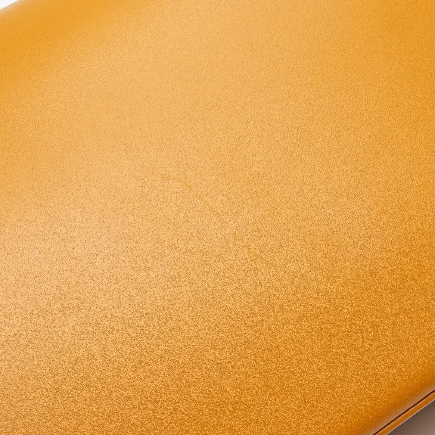 Saint Laurent Smooth Calfskin Le Maillon Shoulder Bag (SHF-jgkVVY)