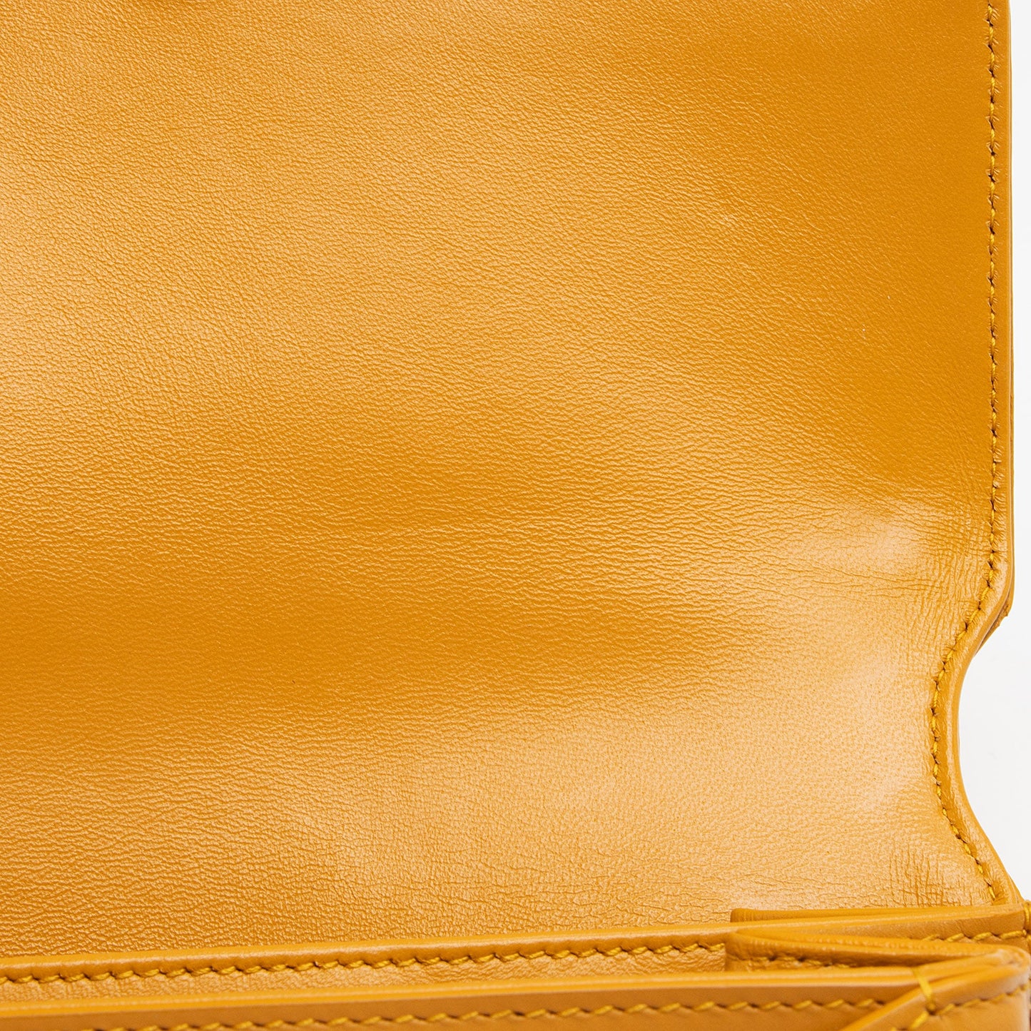 Saint Laurent Smooth Calfskin Le Maillon Shoulder Bag (SHF-jgkVVY)
